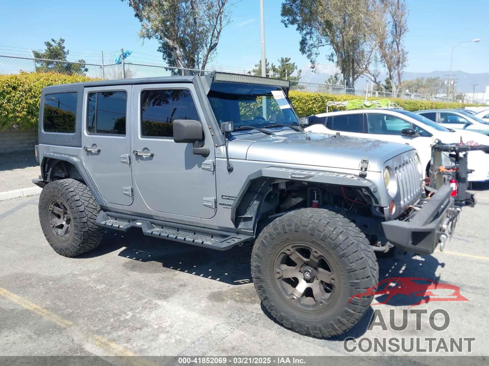 JEEP WRANGLER UNLIMITED 2013 - 1C4BJWDG2DL678544
