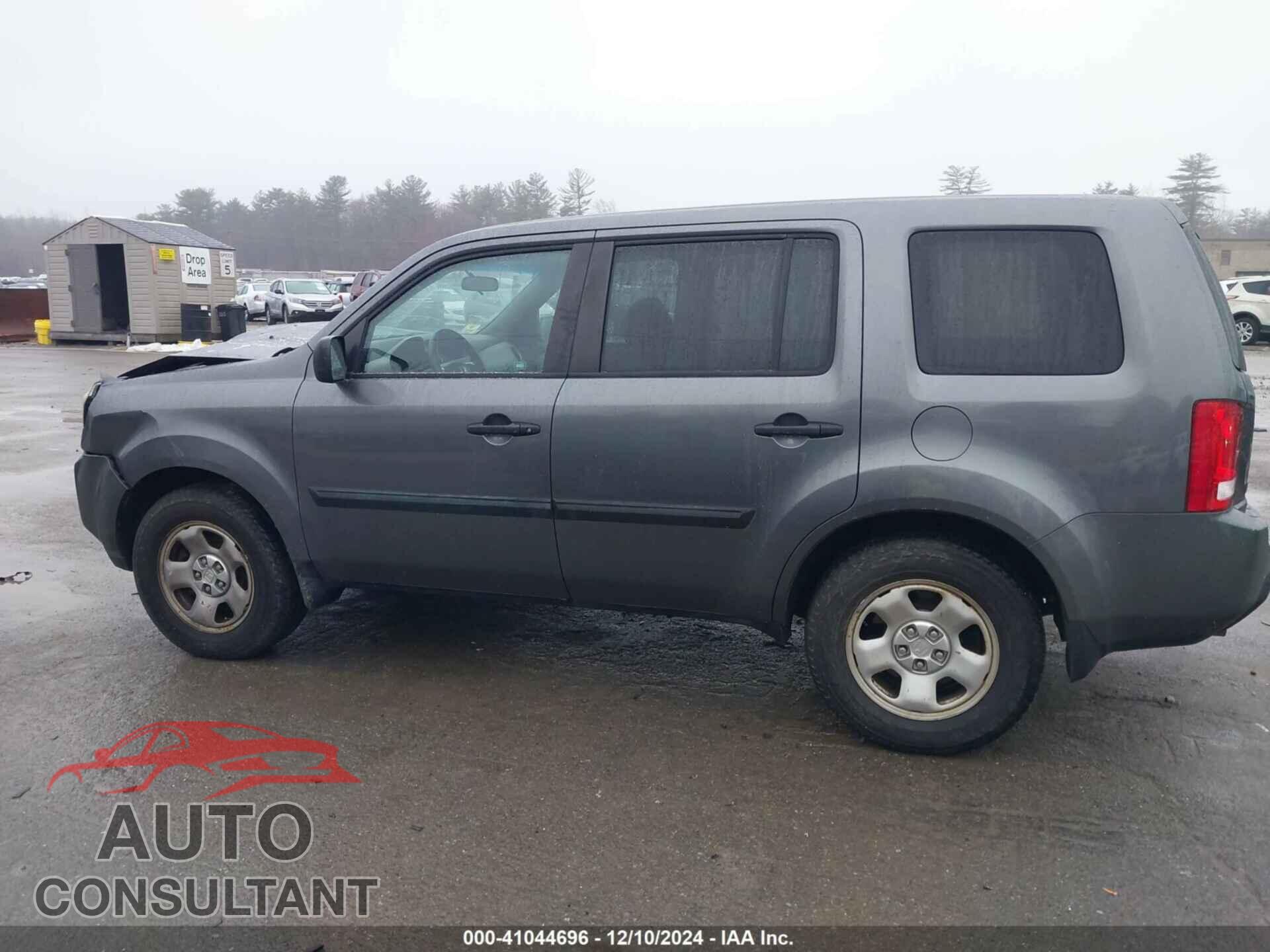 HONDA PILOT 2011 - 5FNYF4H21BB039151