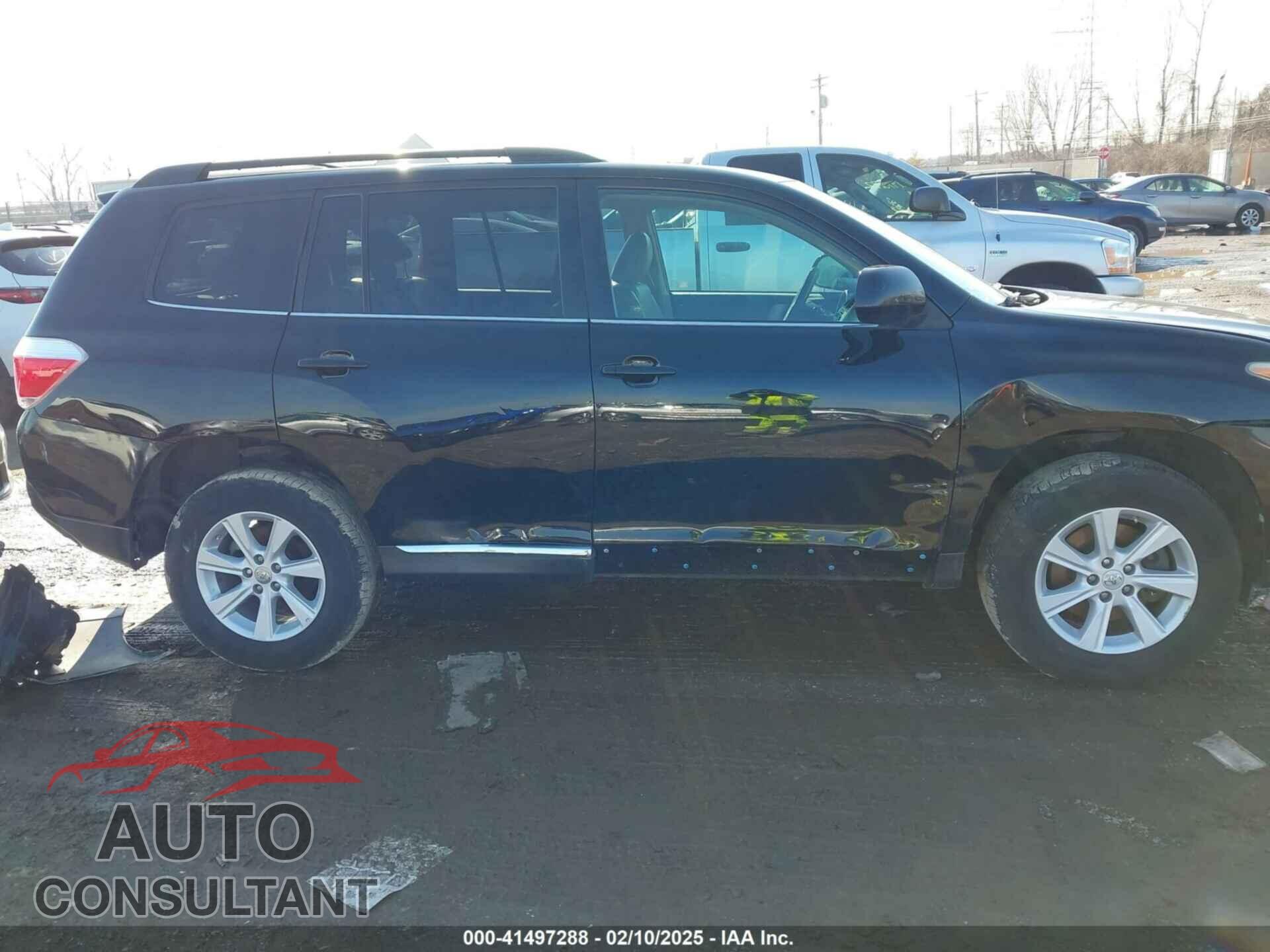 TOYOTA HIGHLANDER 2013 - 5TDBK3EH8DS227166