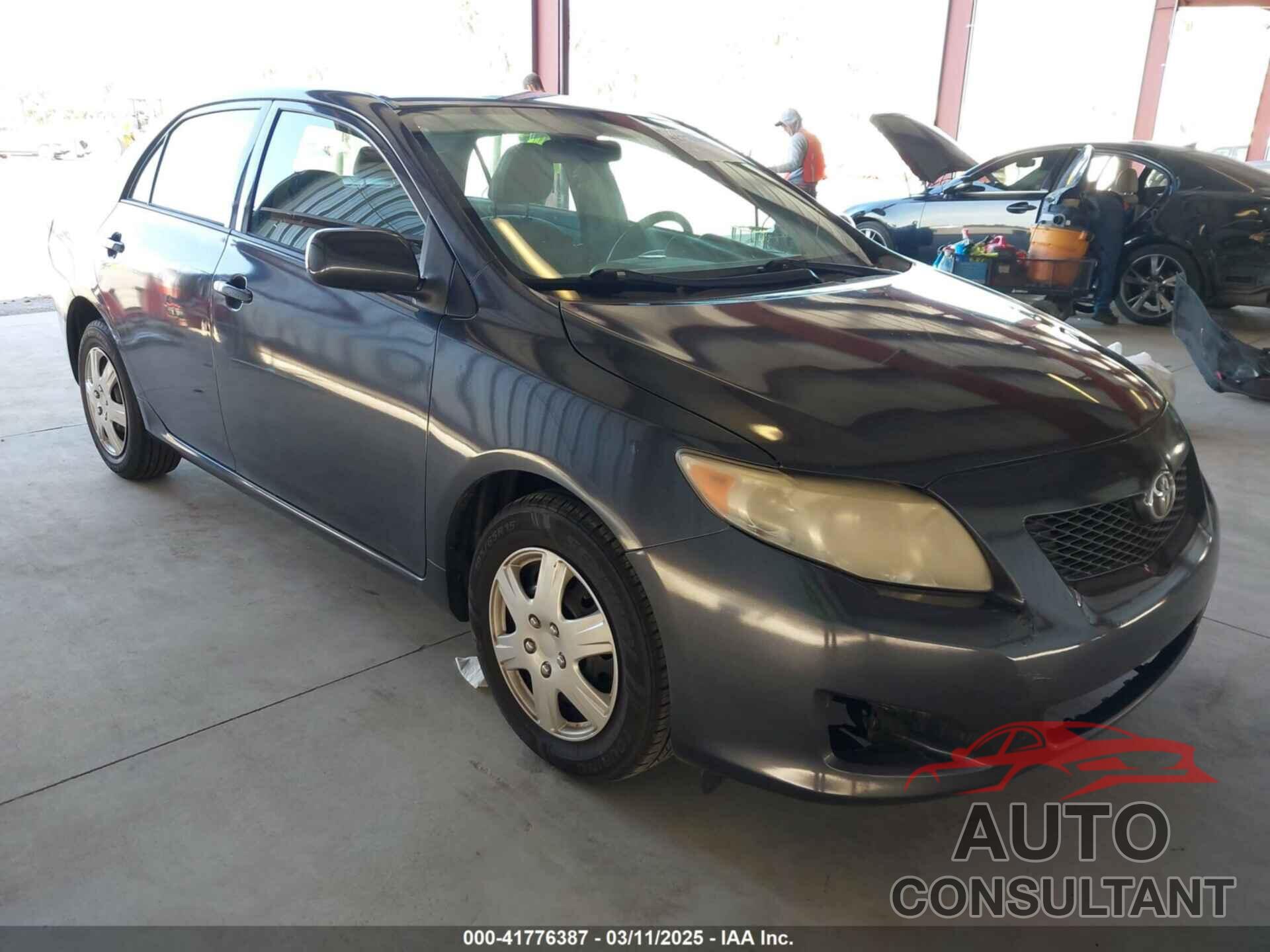 TOYOTA COROLLA 2009 - JTDBL40E69J036916