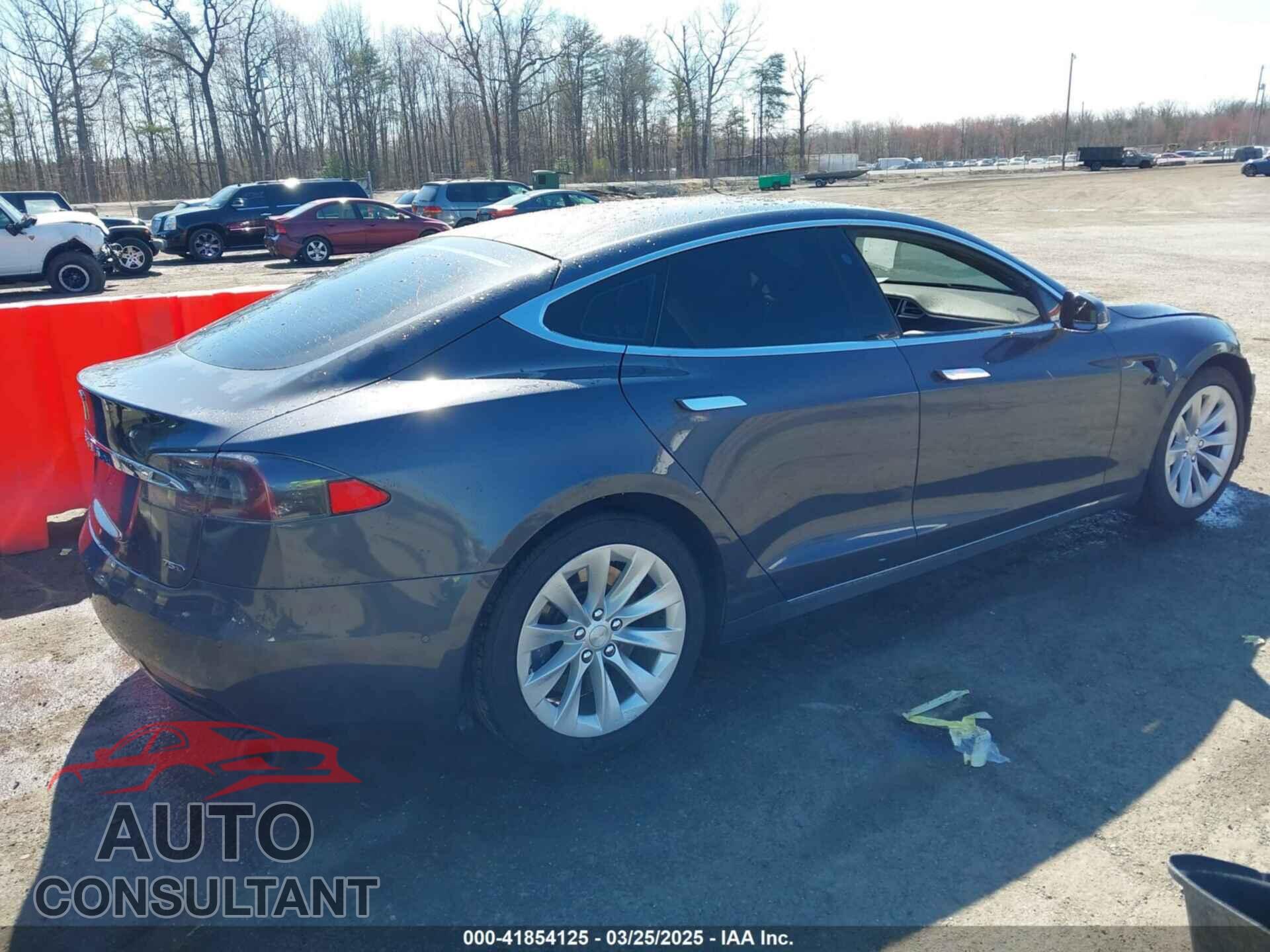 TESLA MODEL S 2017 - 5YJSA1E22HF210635