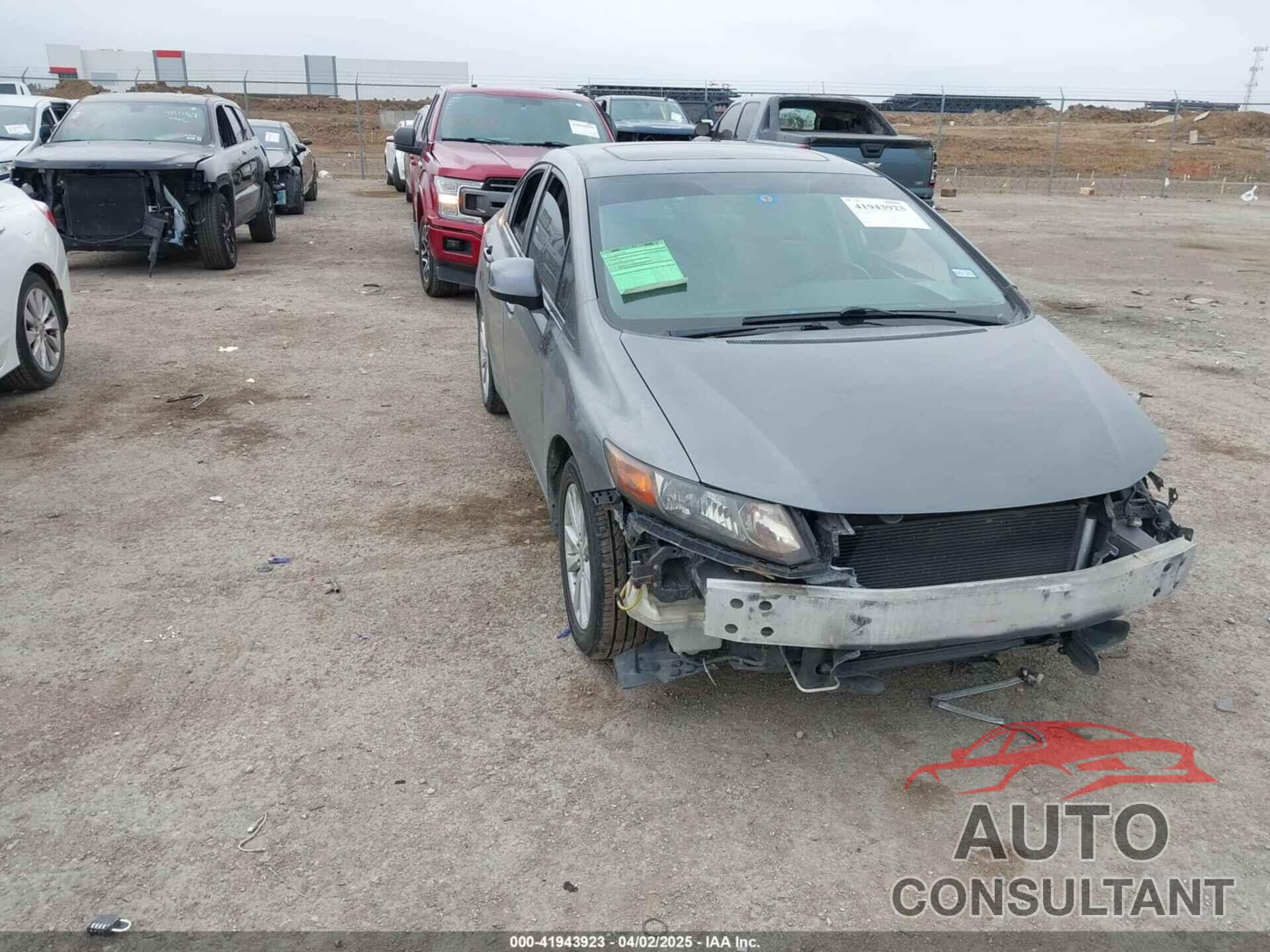 HONDA CIVIC 2012 - 2HGFB2F84CH525285