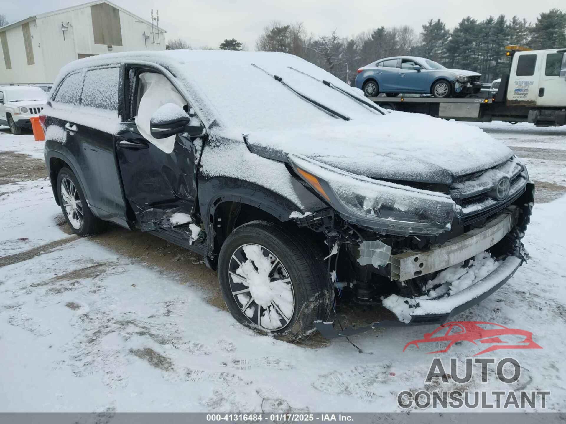 TOYOTA HIGHLANDER 2018 - 5TDJZRFH7JS546725