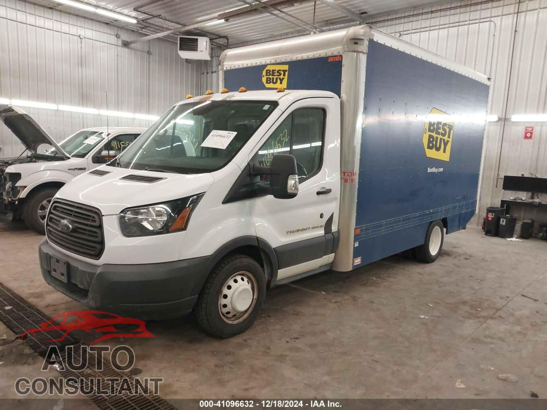FORD TRANSIT-350 CAB 2015 - 1FDBF8ZM2FKB32195