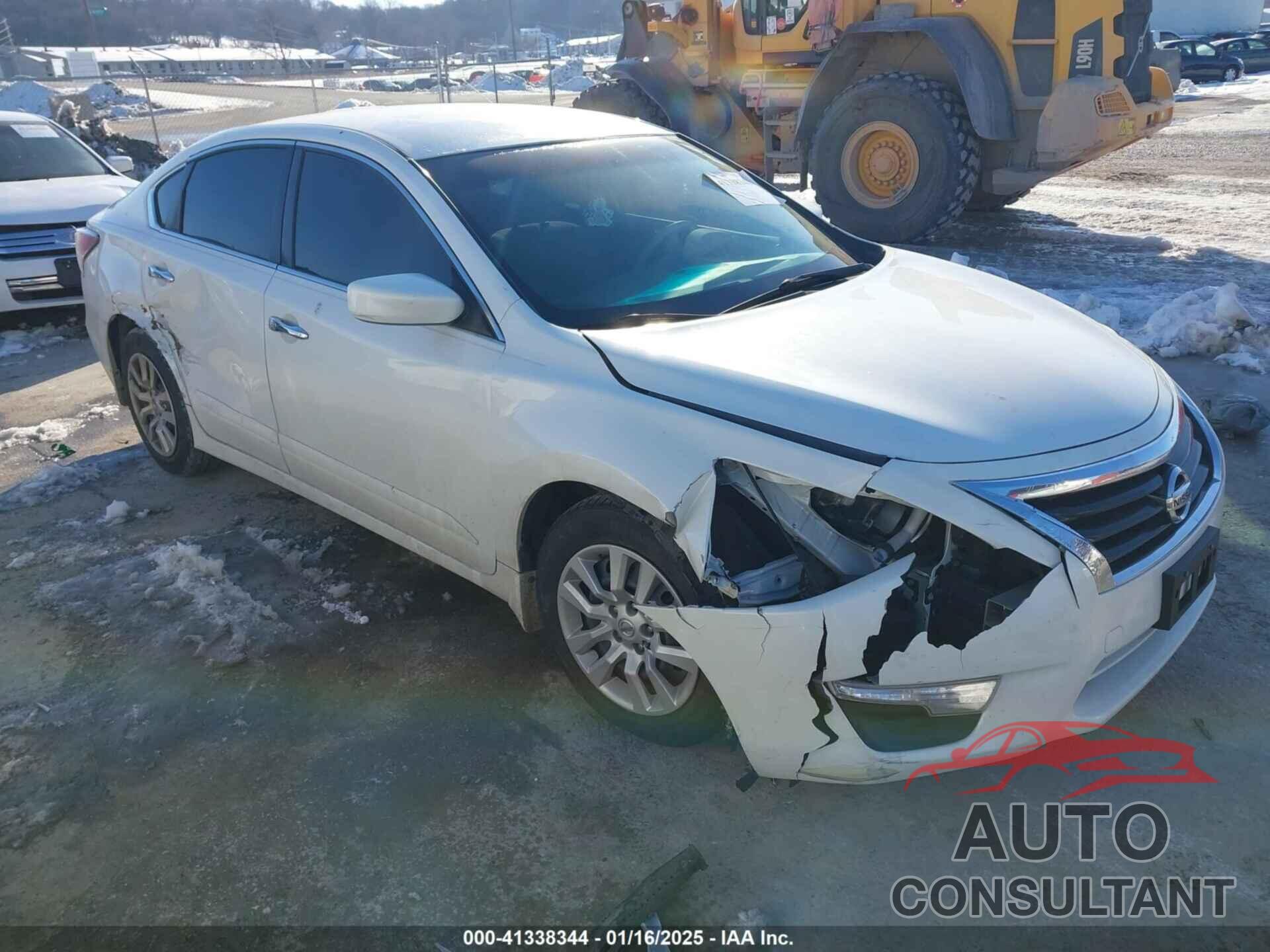 NISSAN ALTIMA 2015 - 1N4AL3AP3FN370546