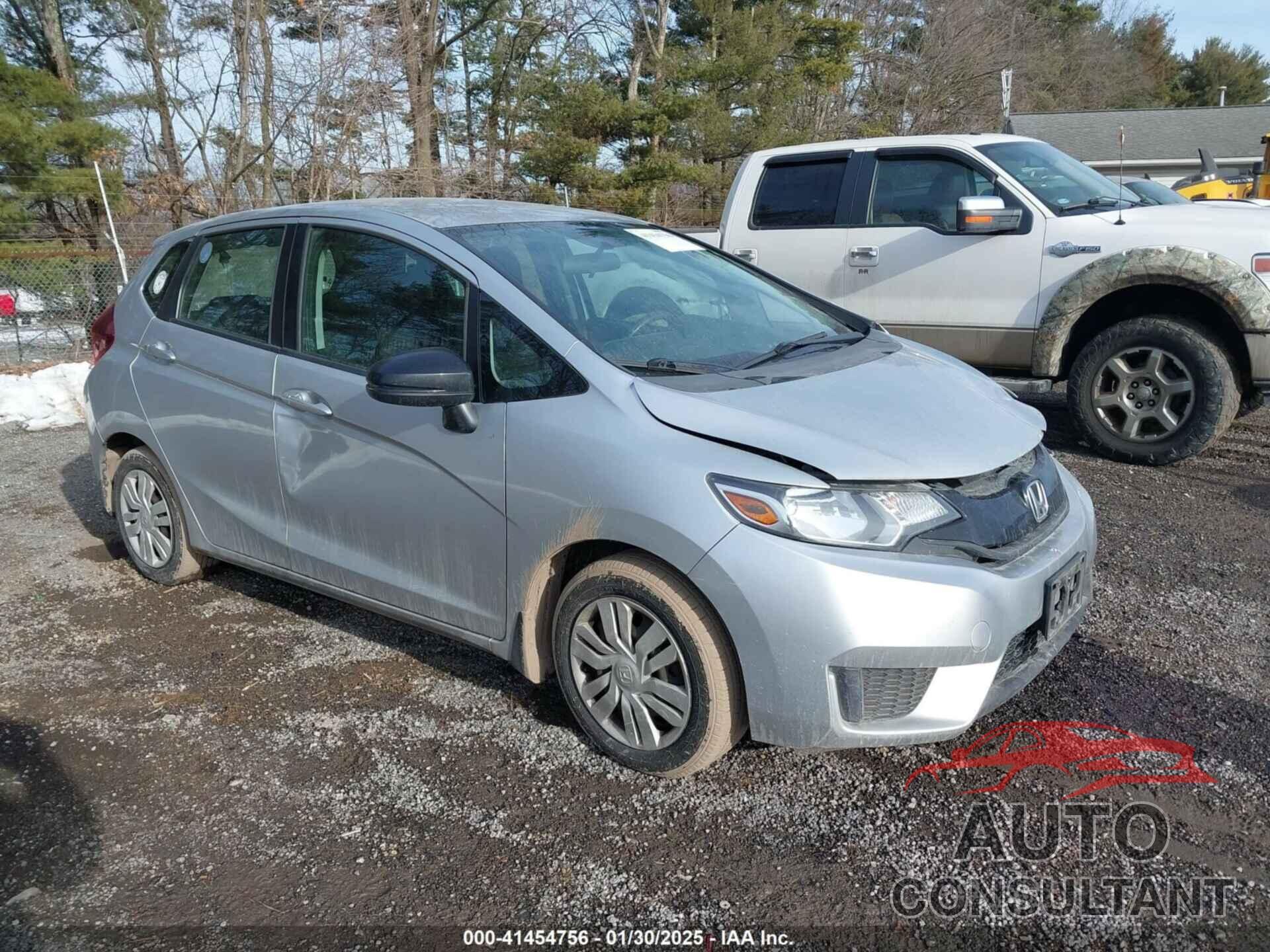 HONDA FIT 2016 - 3HGGK5G5XGM700317