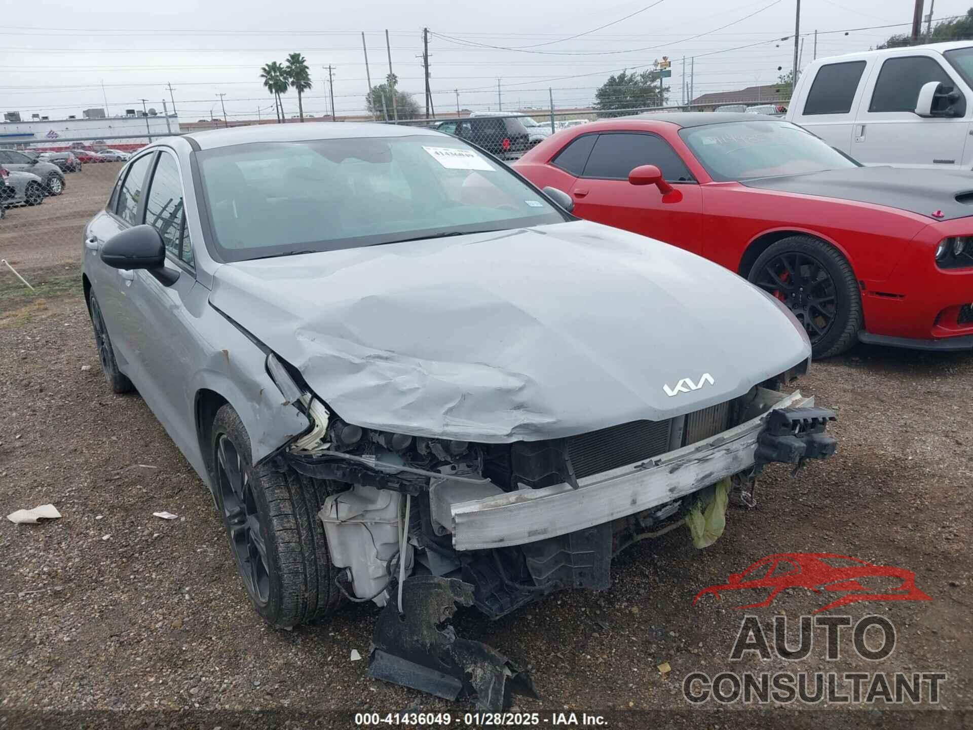 KIA K5 2023 - 5XXG64J24PG201929
