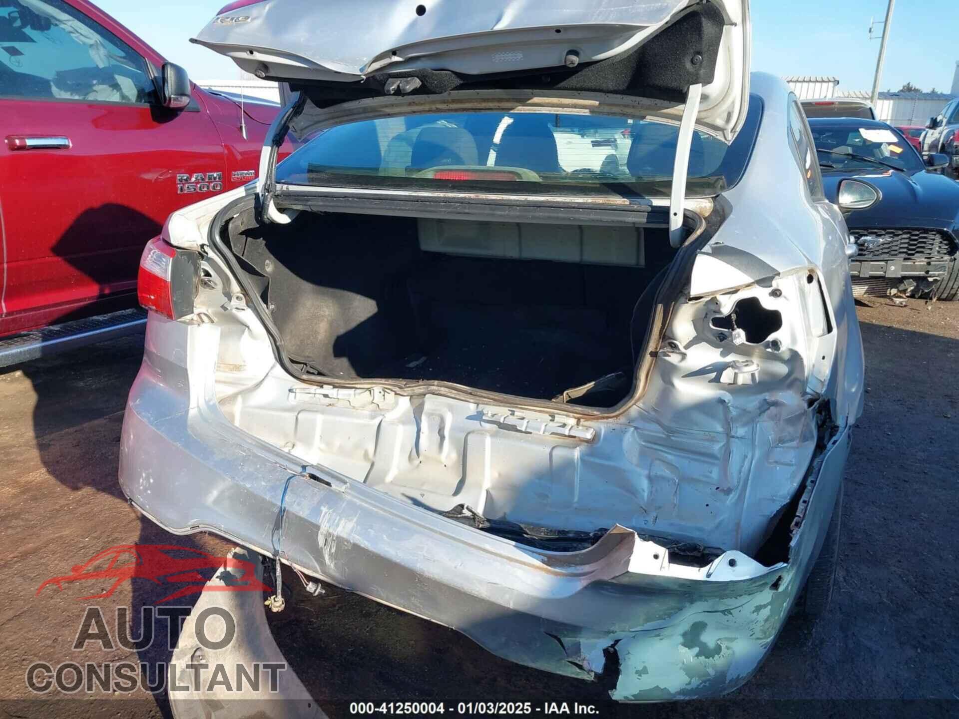 KIA RIO 2012 - KNADM4A31C6093616
