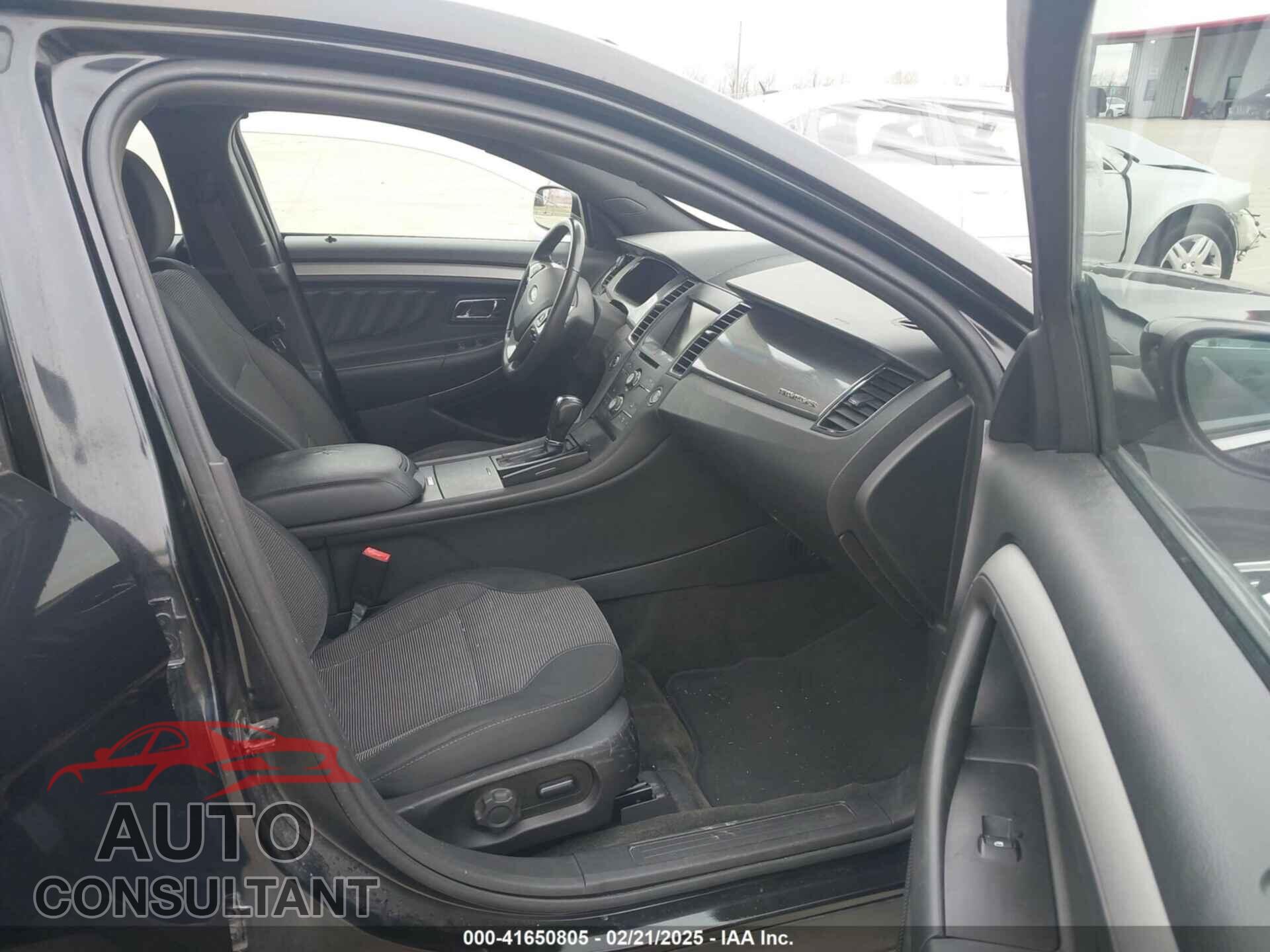 FORD TAURUS 2015 - 1FAHP2E80FG203050