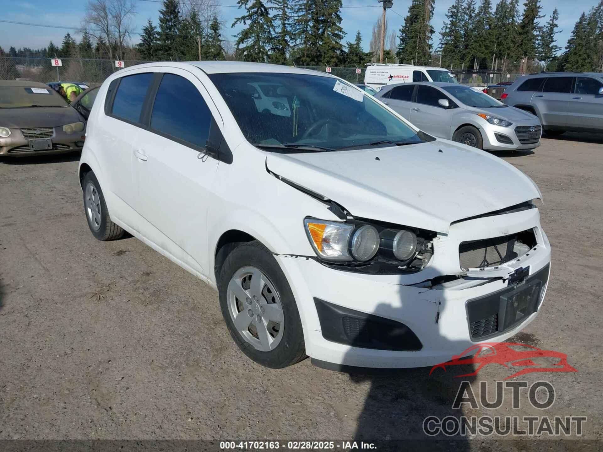 CHEVROLET SONIC 2013 - 1G1JB6SG3D4152664