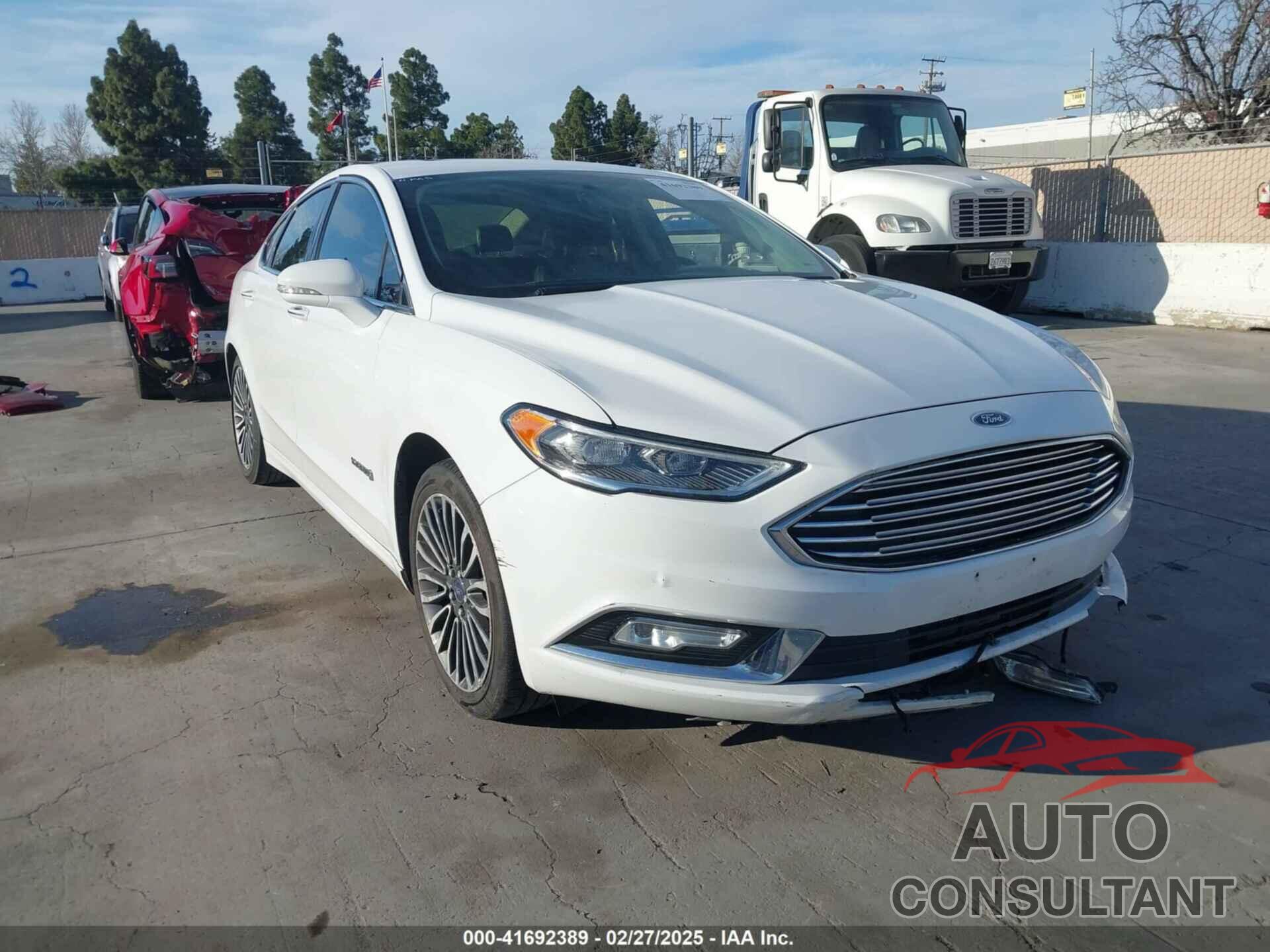 FORD FUSION HYBRID 2018 - 3FA6P0RU1JR116844