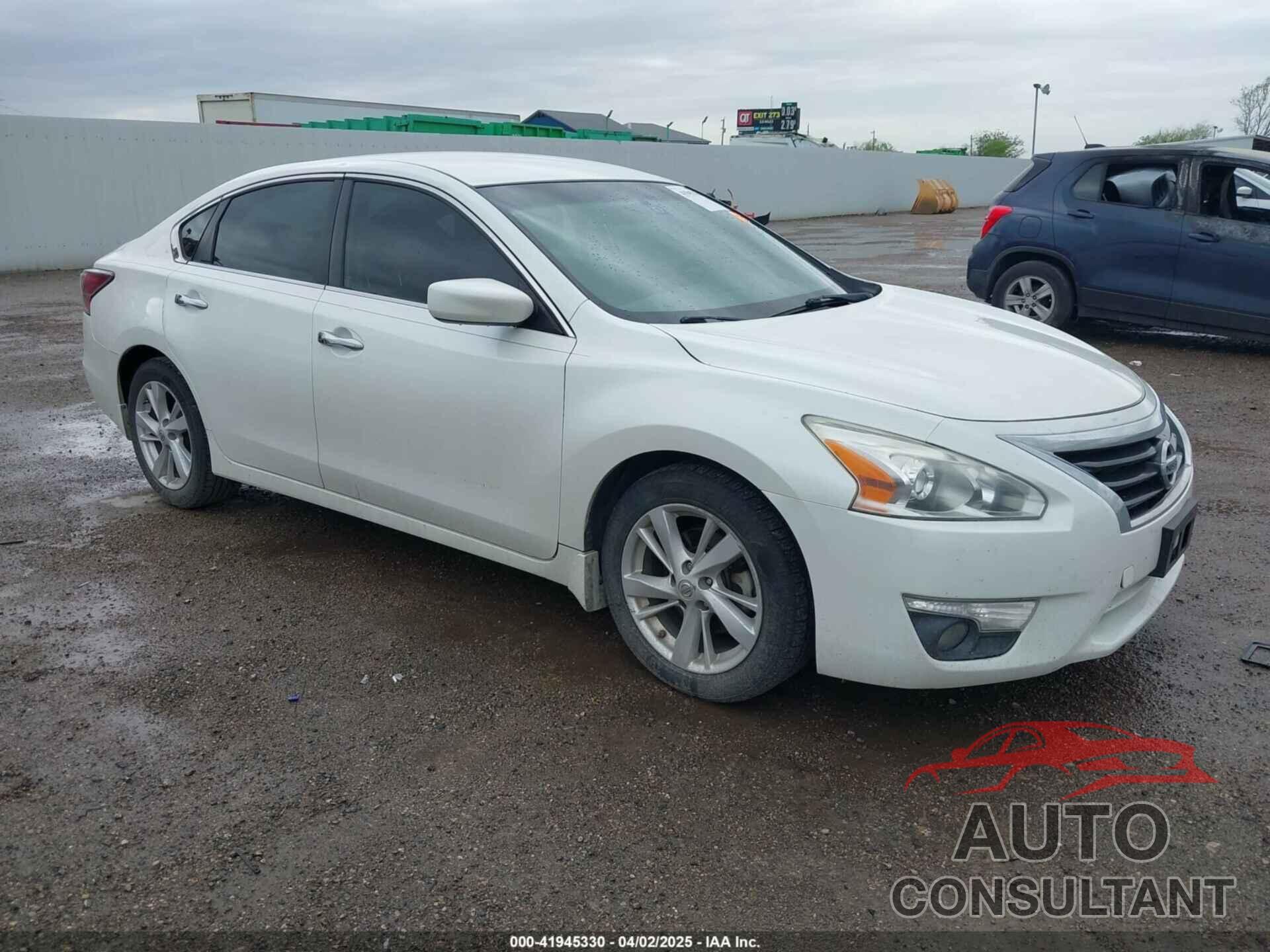 NISSAN ALTIMA 2015 - 1N4AL3AP5FC175043