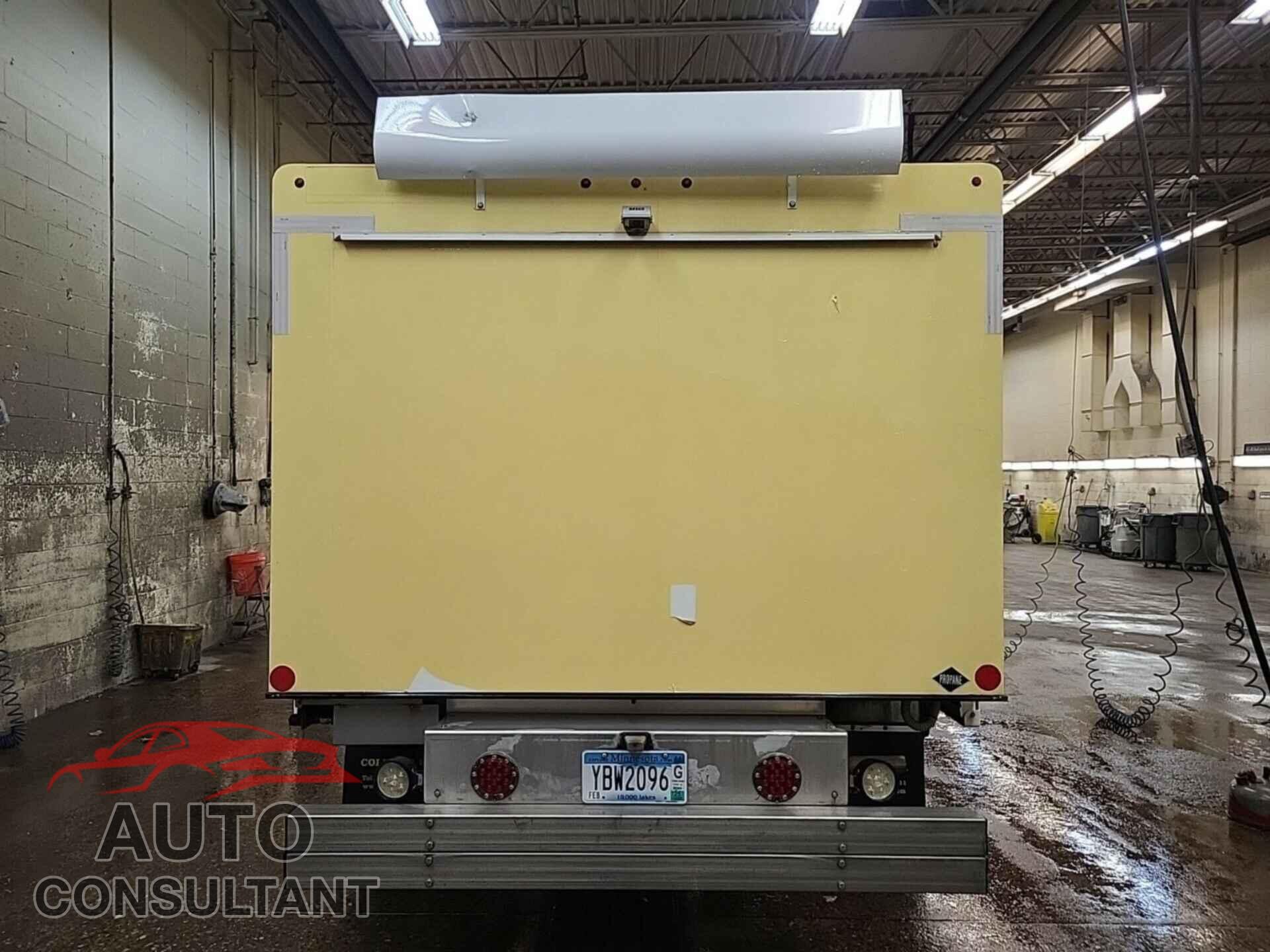 FORD E-450 CUTAWAY 2018 - 1FDXE4FS2JDC18995