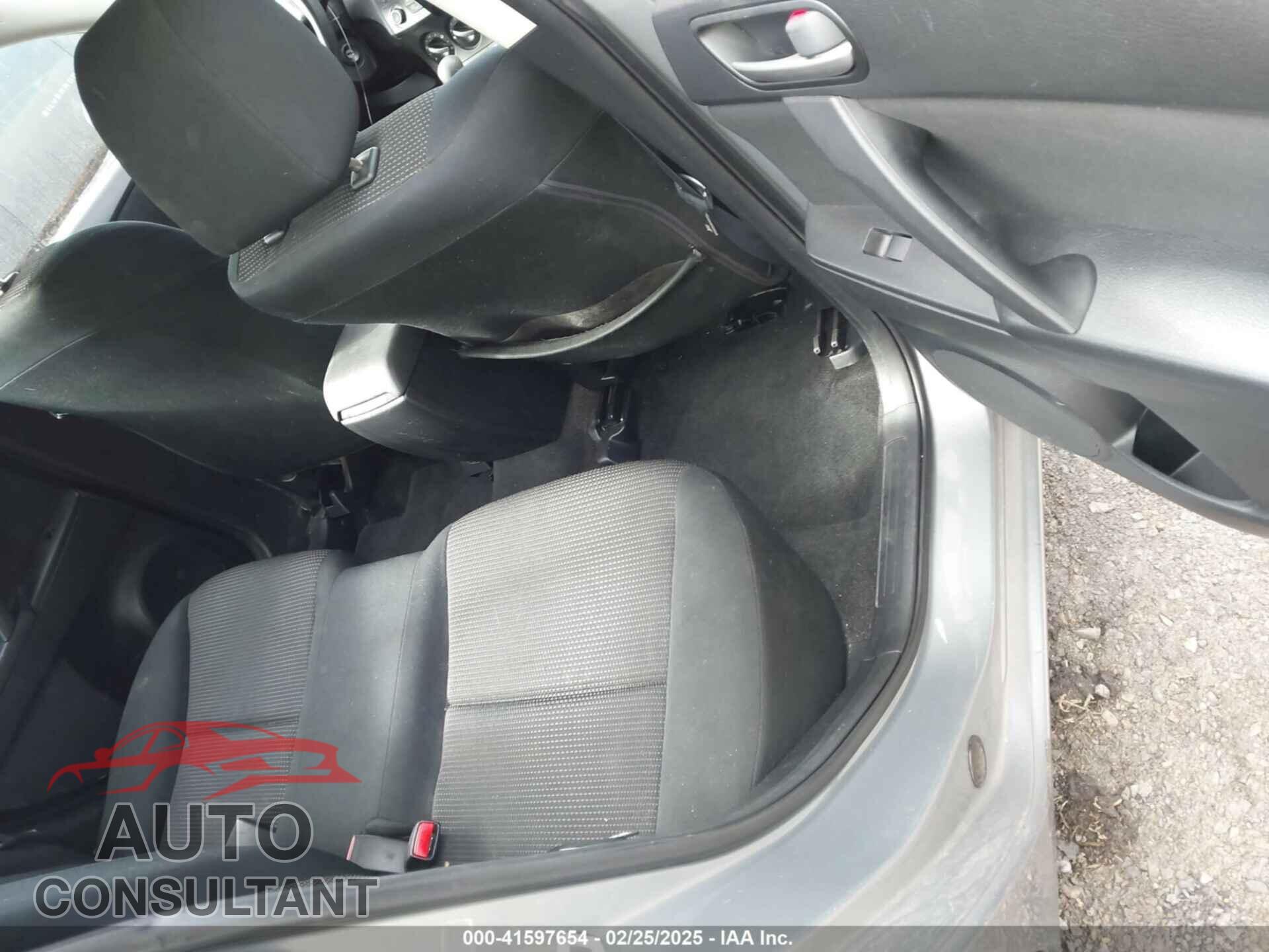 MAZDA MAZDA3 2012 - JM1BL1UF8C1554096