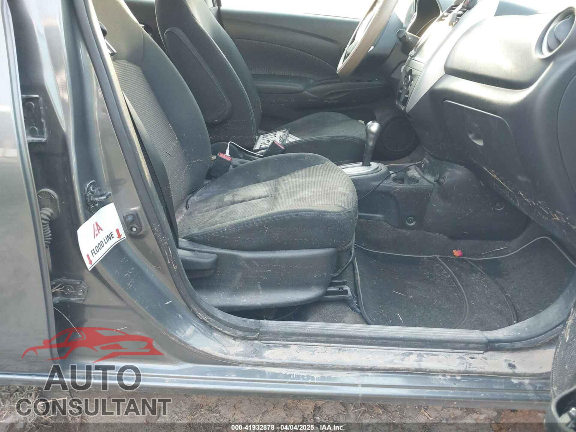 NISSAN VERSA 2019 - 3N1CN7AP3KL818334
