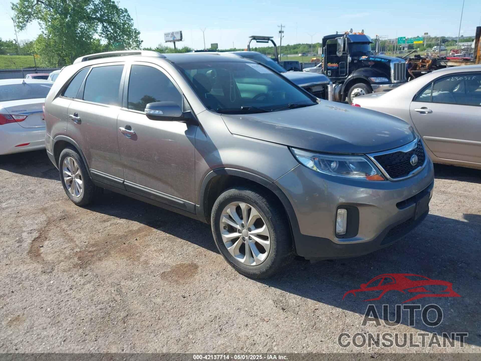 KIA SORENTO 2015 - 5XYKU4A71FG631875