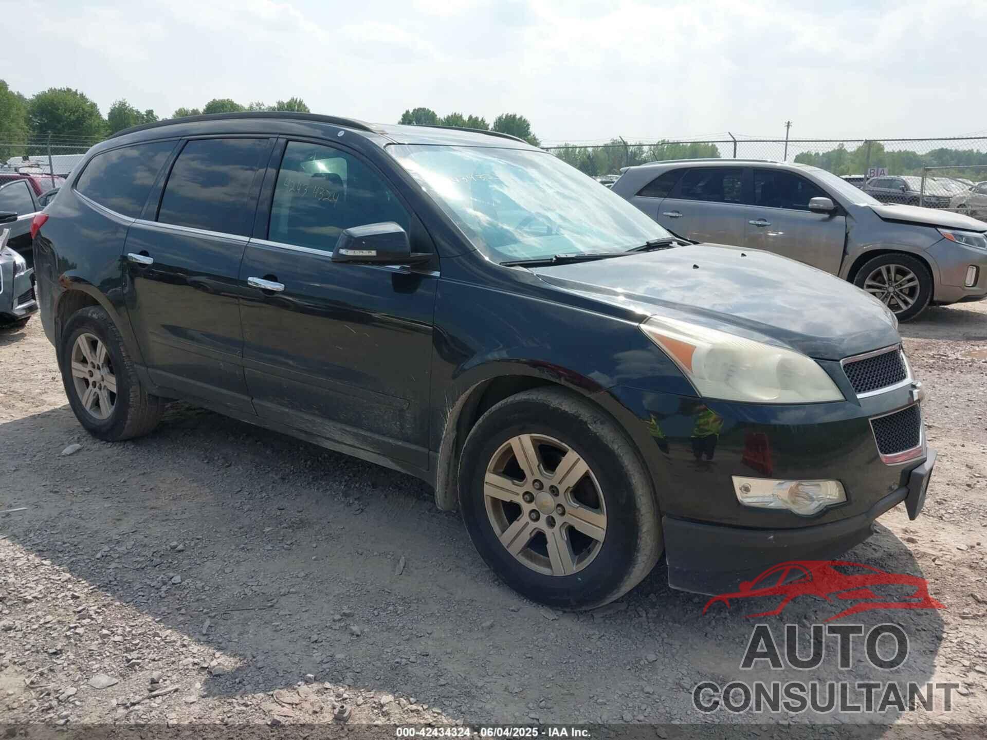 CHEVROLET TRAVERSE 2011 - 1GNKVGED1BJ388598