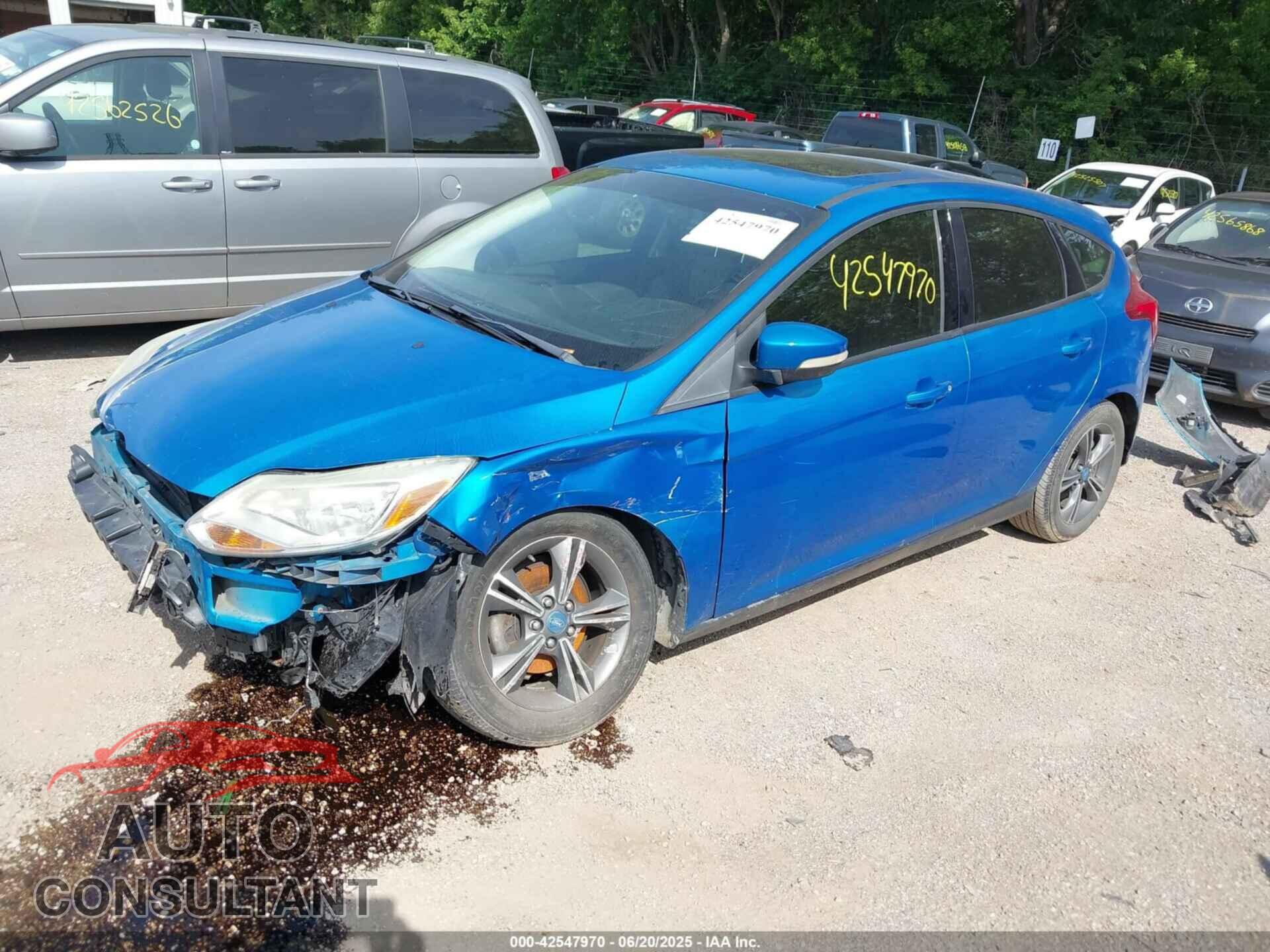 FORD FOCUS 2012 - 1FAHP3K2XCL139155
