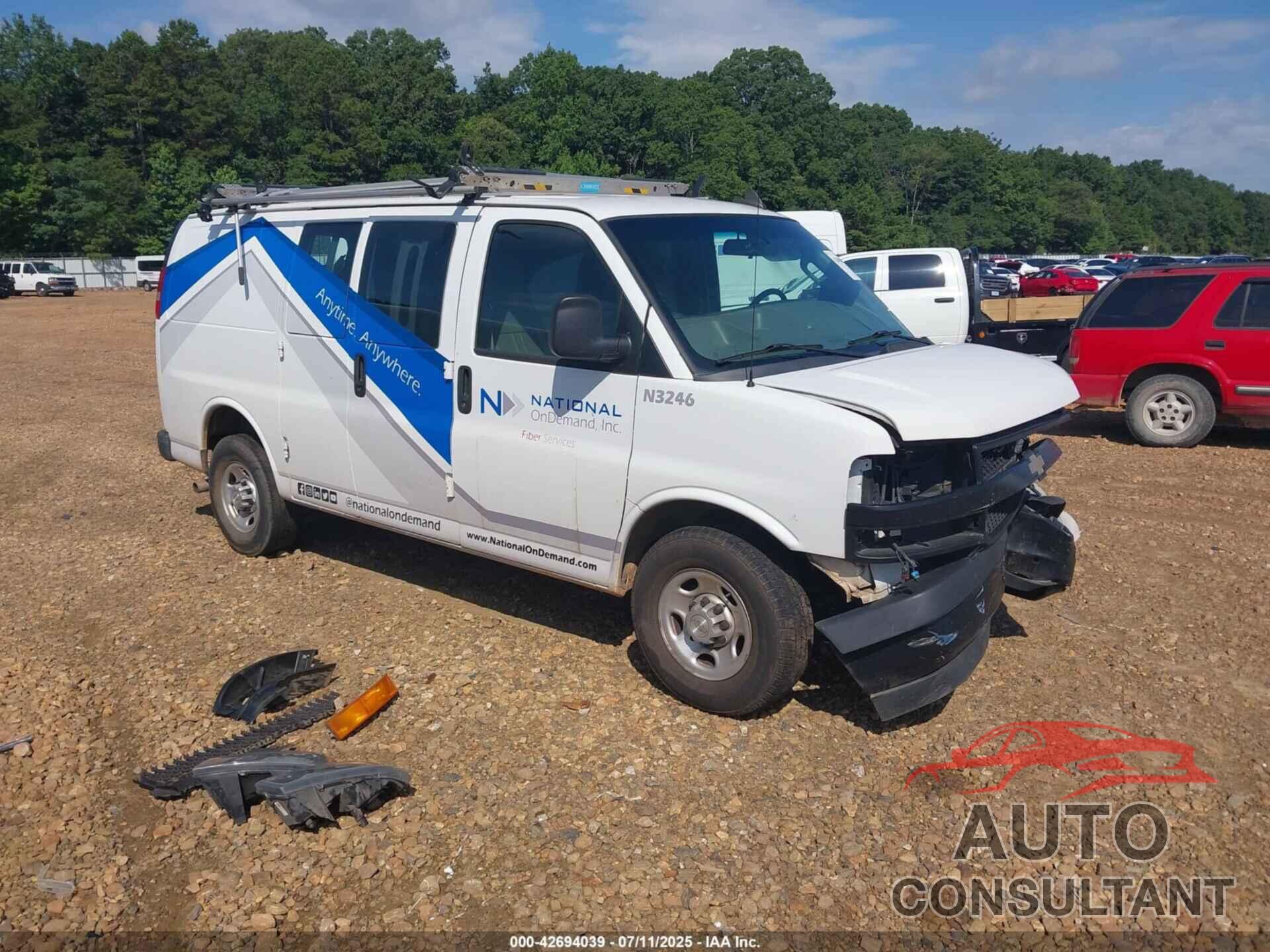 CHEVROLET EXPRESS CARGO 2021 - 1GCWGAFP9M1233682