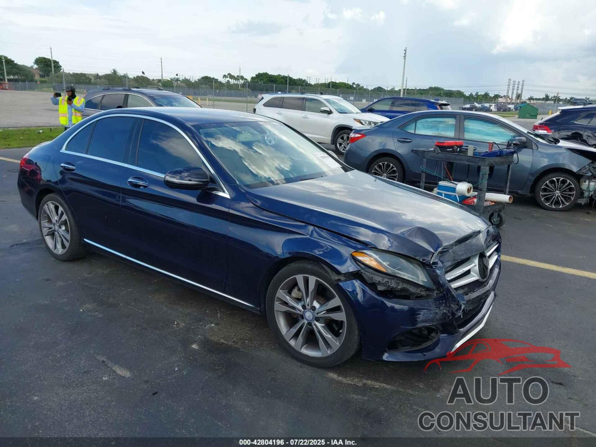 MERCEDES-BENZ C 300 2016 - 55SWF4JB7GU168051
