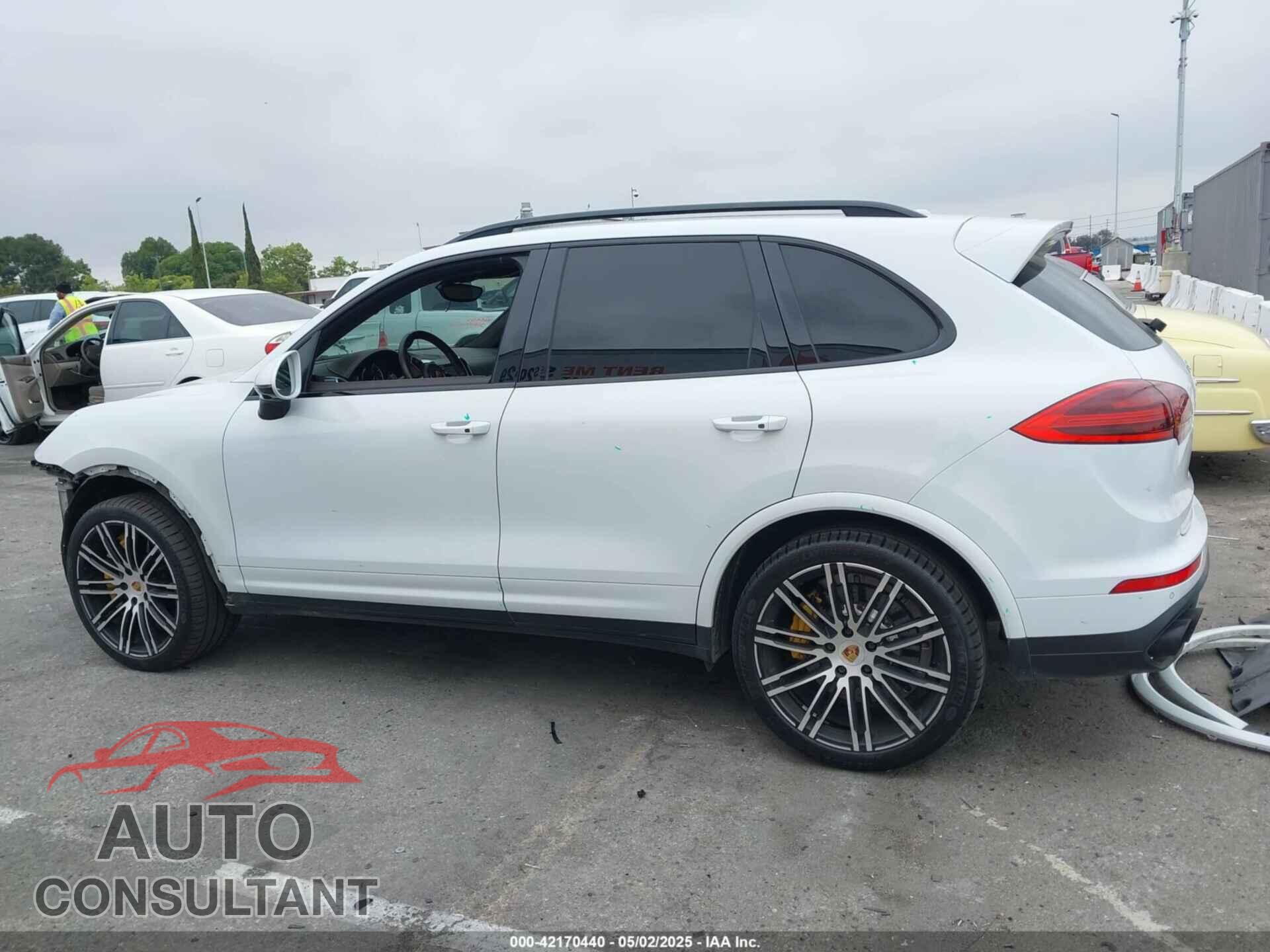 PORSCHE CAYENNE 2016 - WP1AC2A20GLA85193