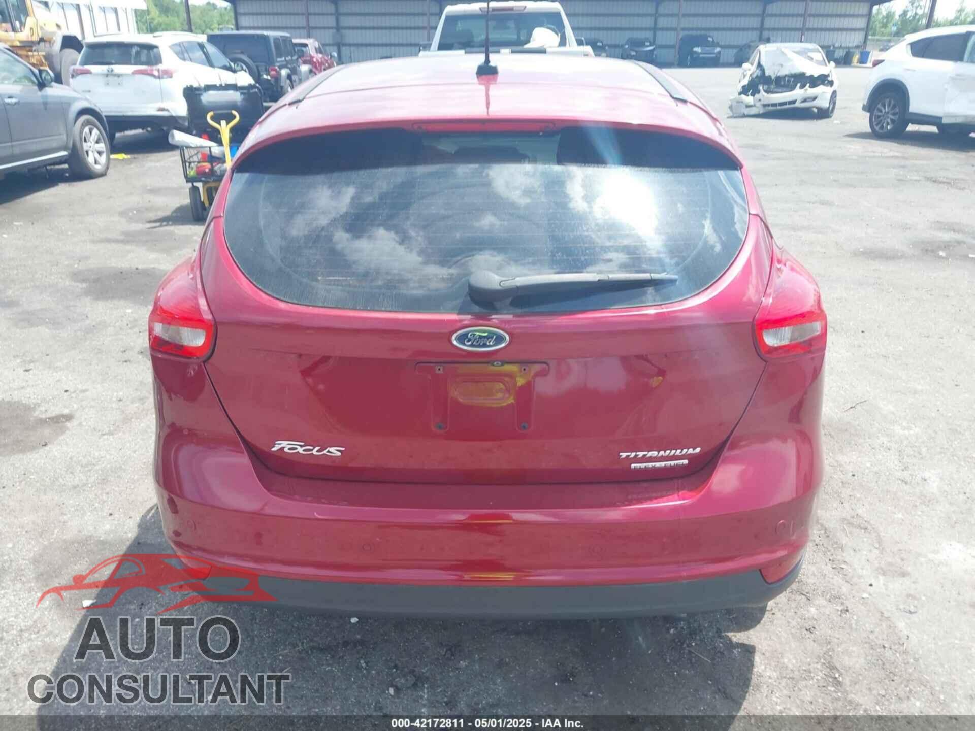 FORD FOCUS 2015 - 1FADP3N2XFL215438