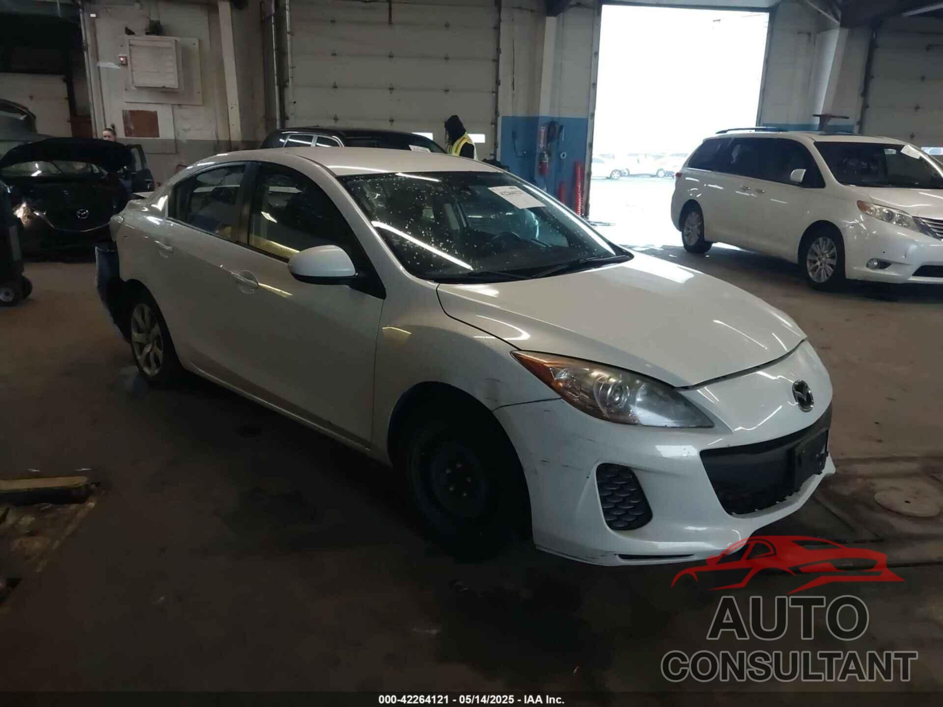 MAZDA MAZDA3 2012 - JM1BL1UG3C1518034