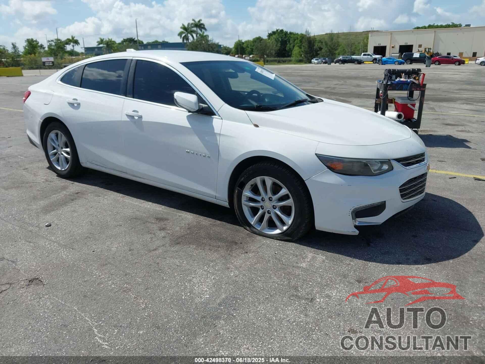 CHEVROLET MALIBU 2018 - 1G1ZD5STXJF143299