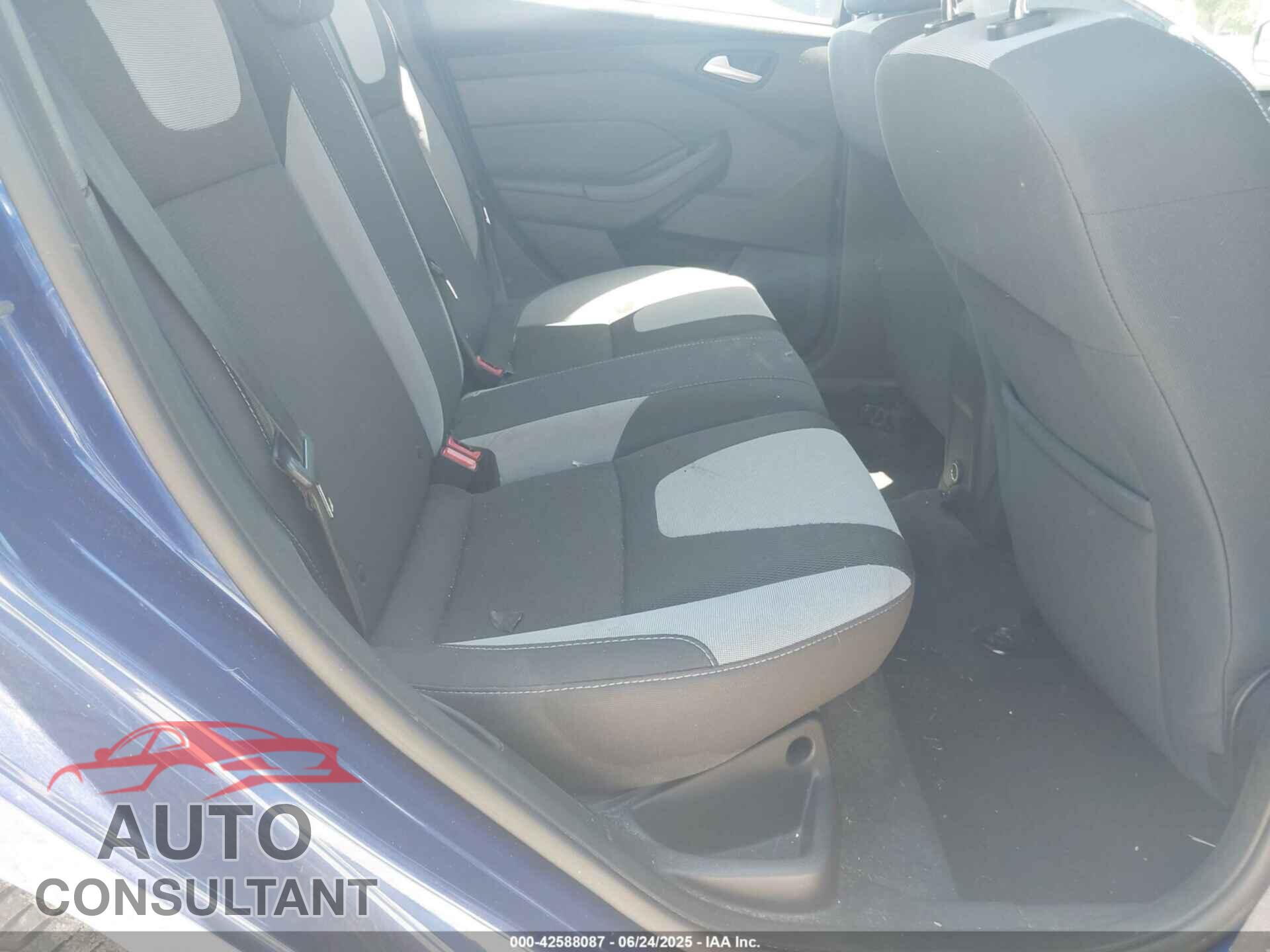 FORD FOCUS 2012 - 1FAHP3K20CL390525