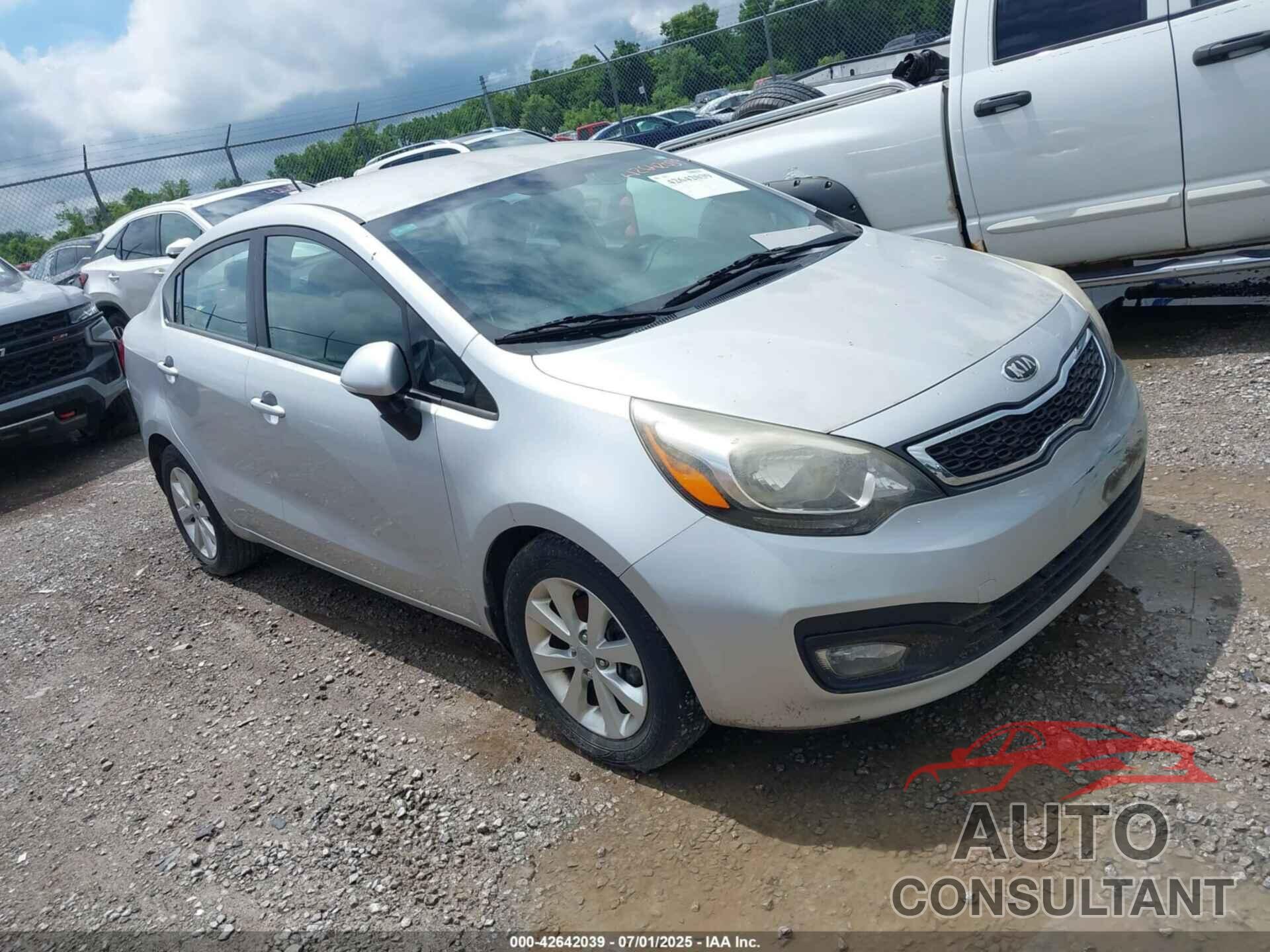 KIA RIO 2013 - KNADN4A3XD6296017
