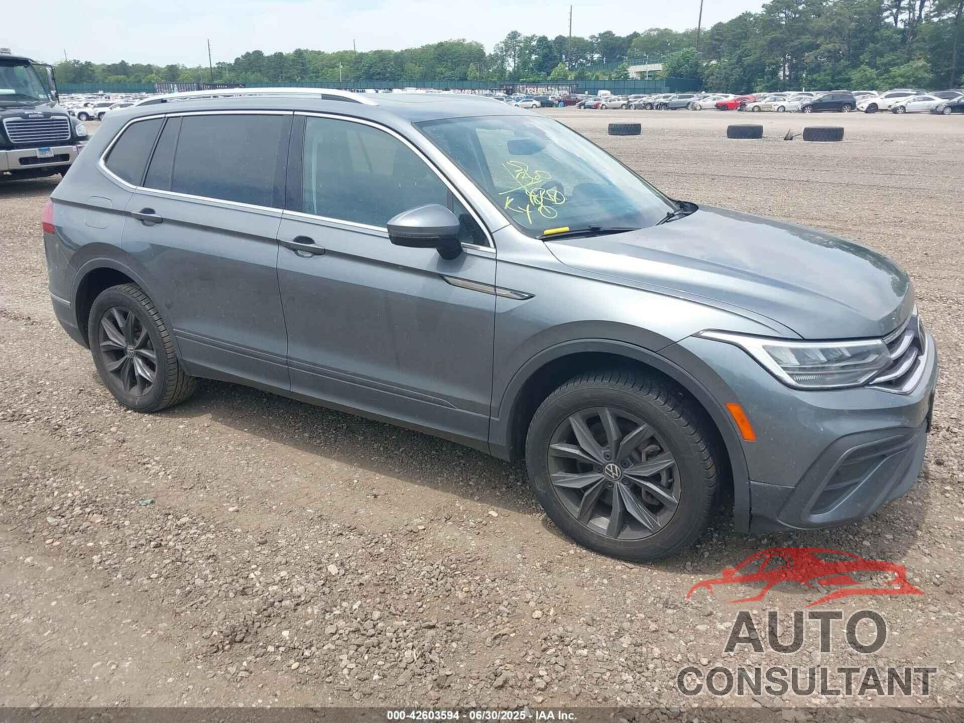 VOLKSWAGEN TIGUAN 2022 - 3VV2B7AXXNM043354