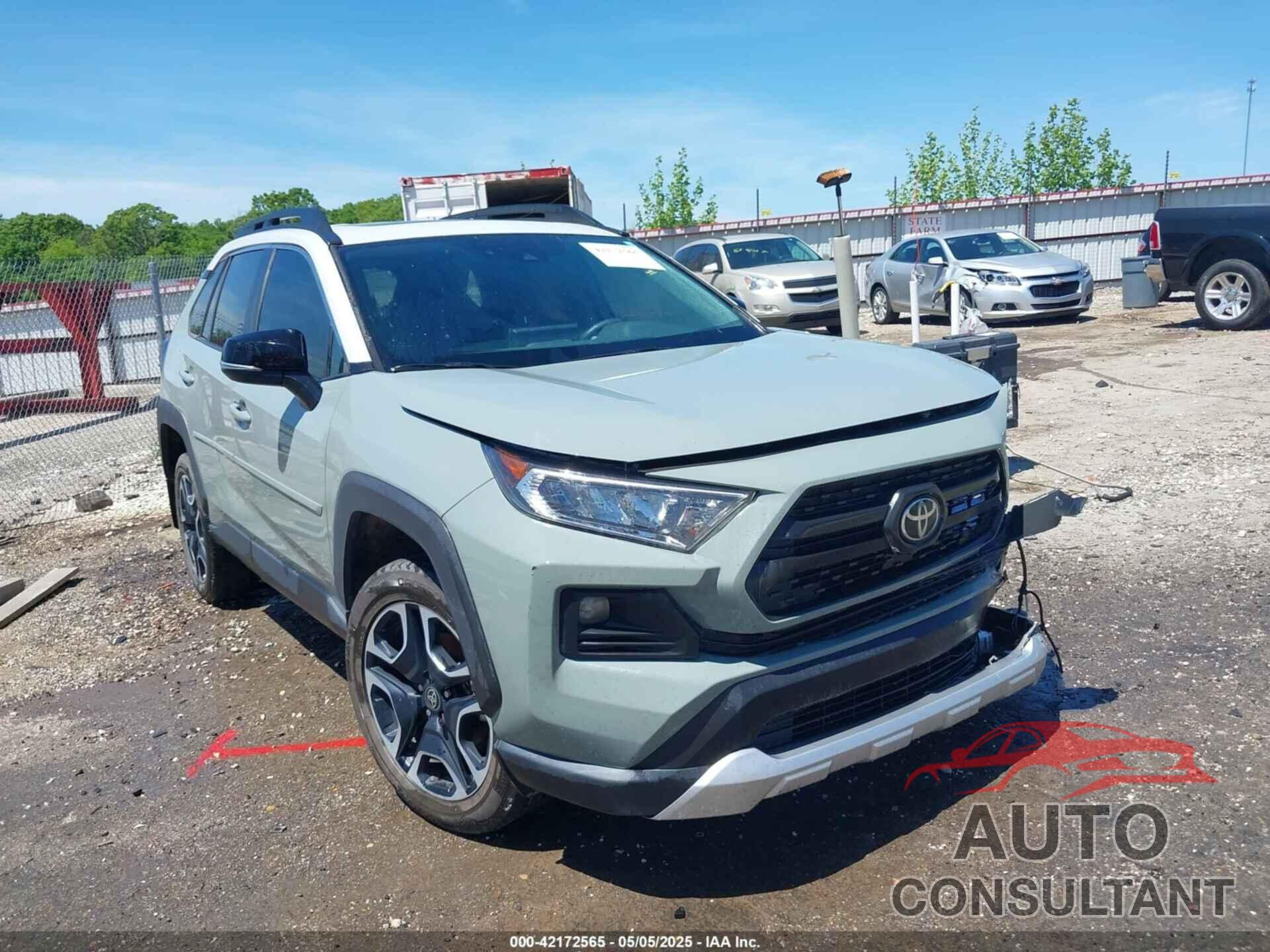 TOYOTA RAV4 2021 - 2T3J1RFV5MW240963