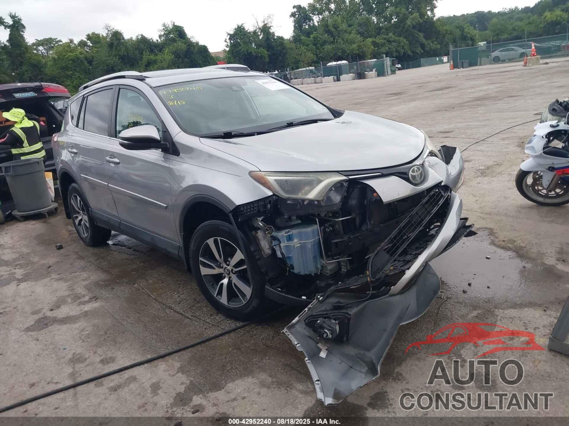 TOYOTA RAV4 2016 - 2T3RFREV3GW462198