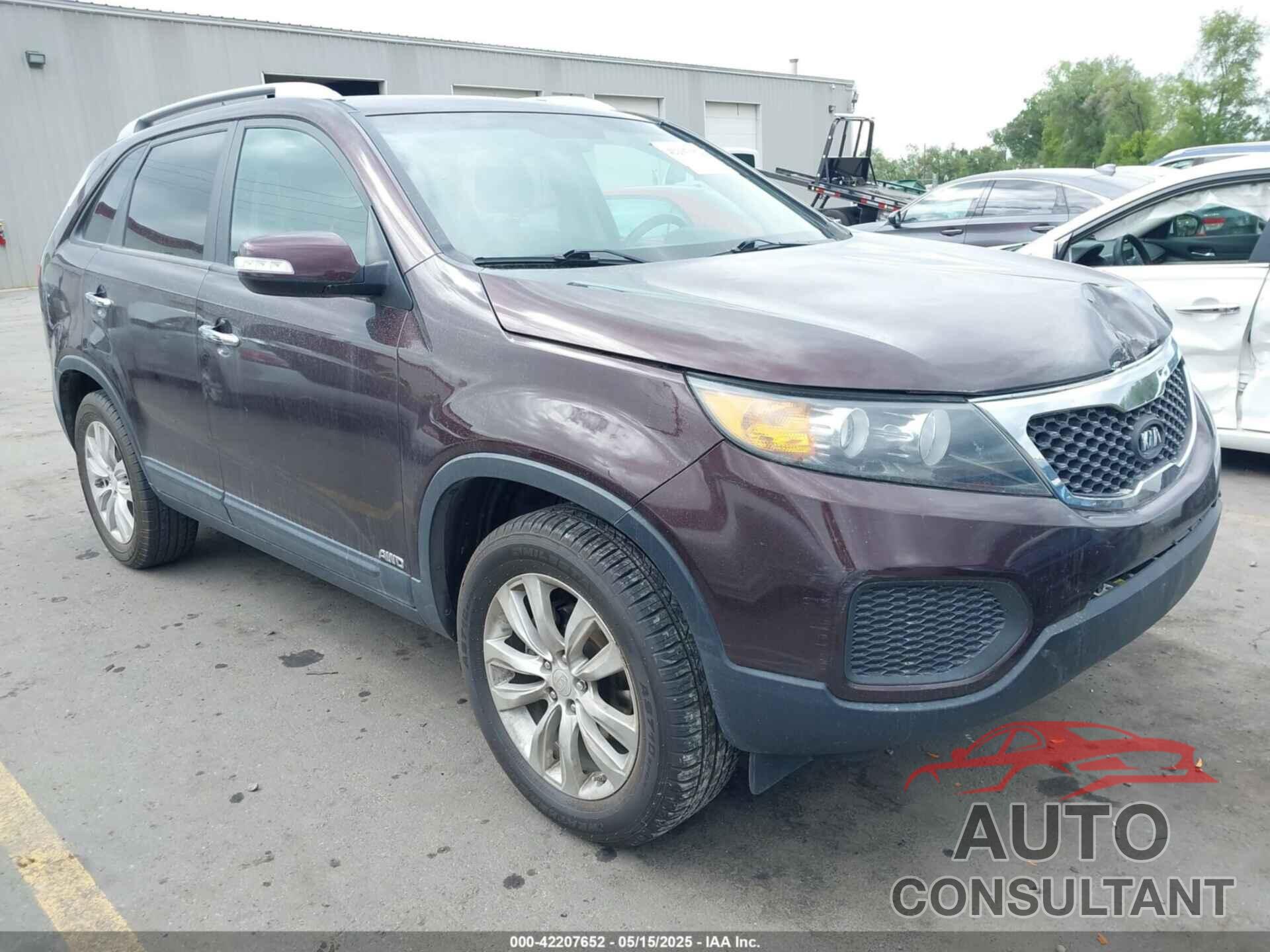 KIA SORENTO 2011 - 5XYKTDA29BG177263