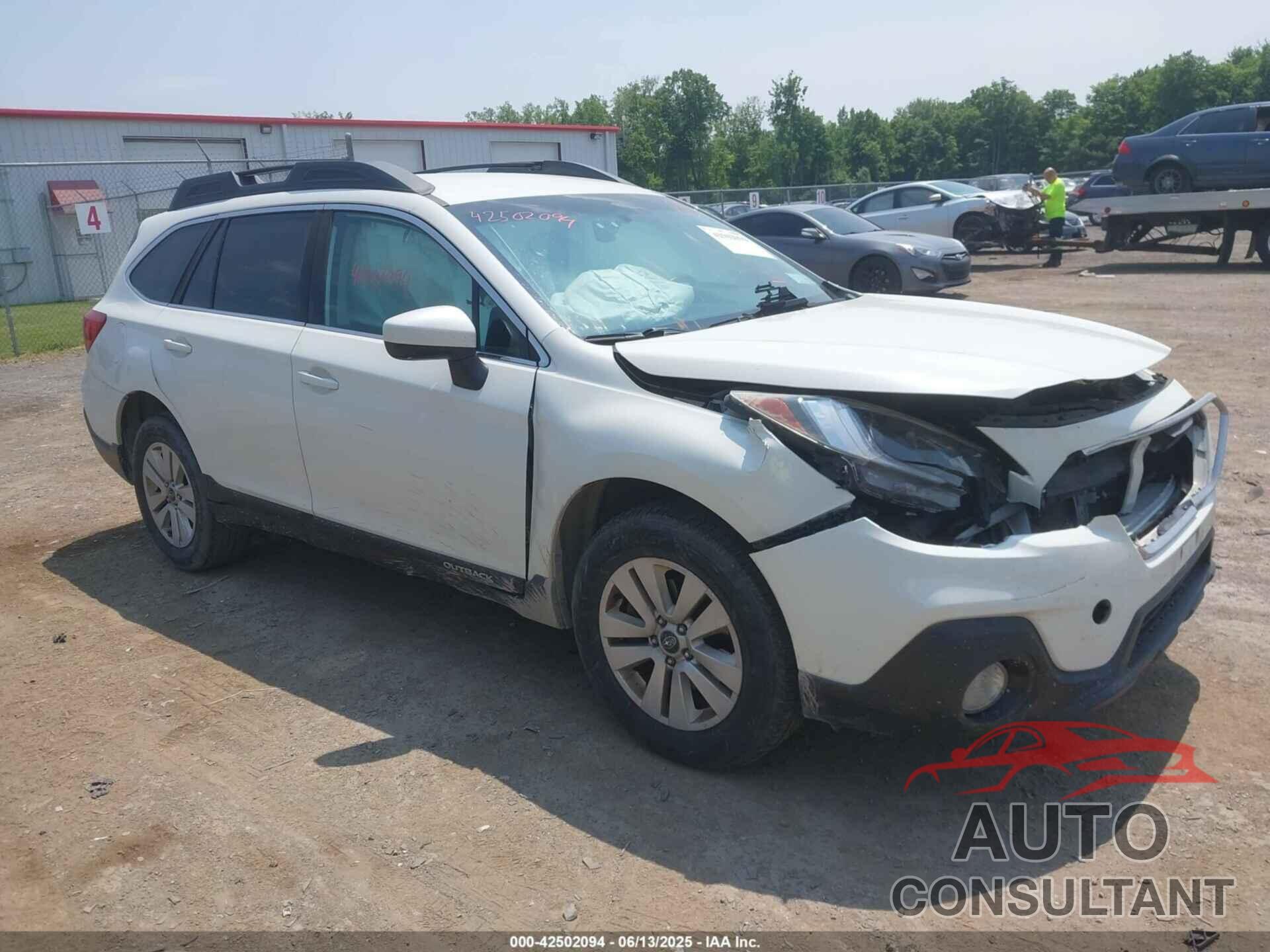 SUBARU OUTBACK 2018 - 4S4BSACC9J3231716