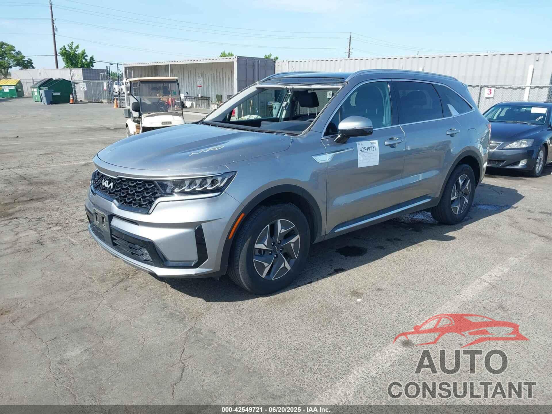 KIA SORENTO HYBRID 2023 - KNDRH4LG8P5136535