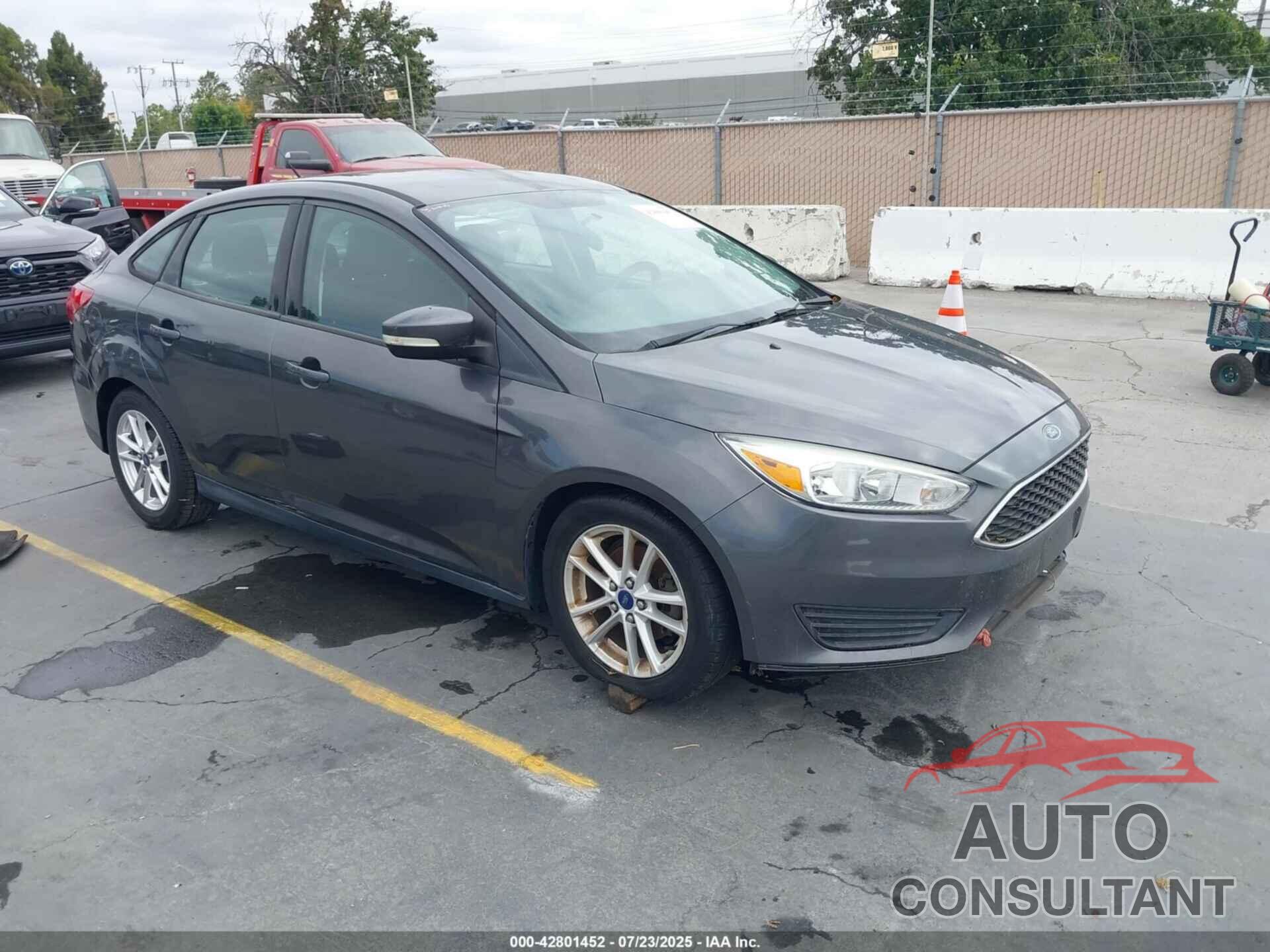 FORD FOCUS 2015 - 1FADP3F24FL300693