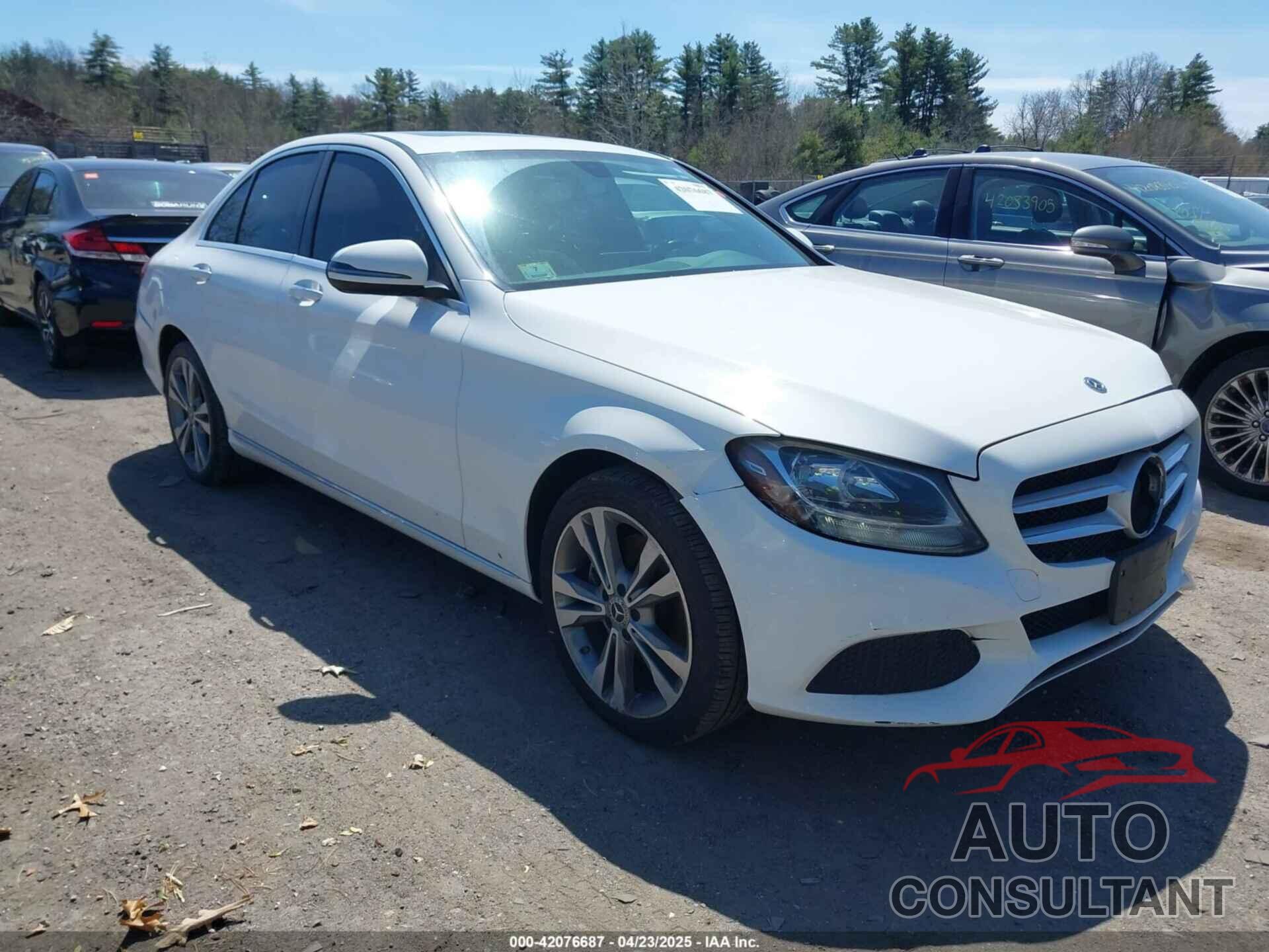 MERCEDES-BENZ C 300 2018 - 55SWF4KB7JU235656