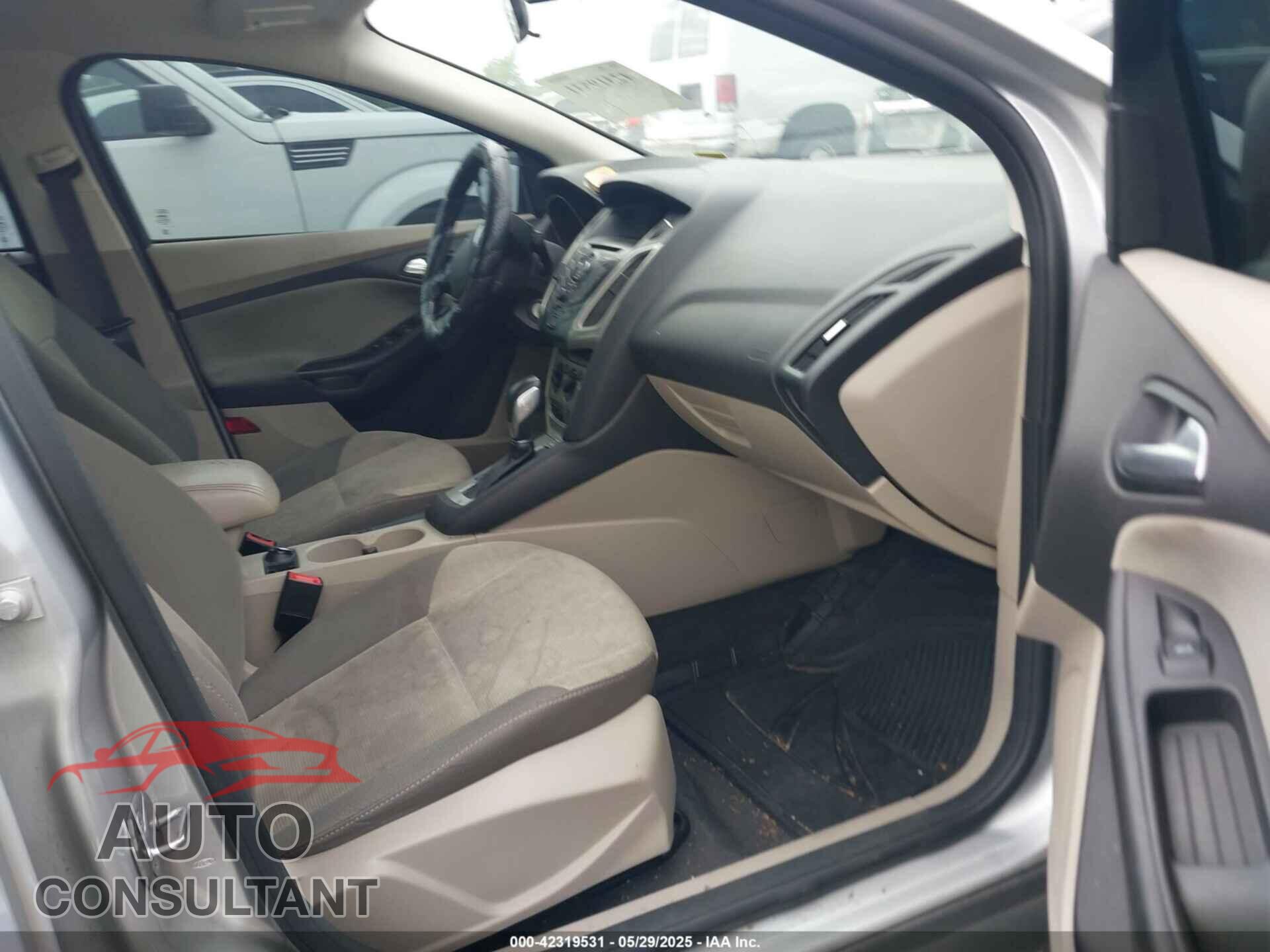 FORD FOCUS 2014 - 1FADP3F29EL436445