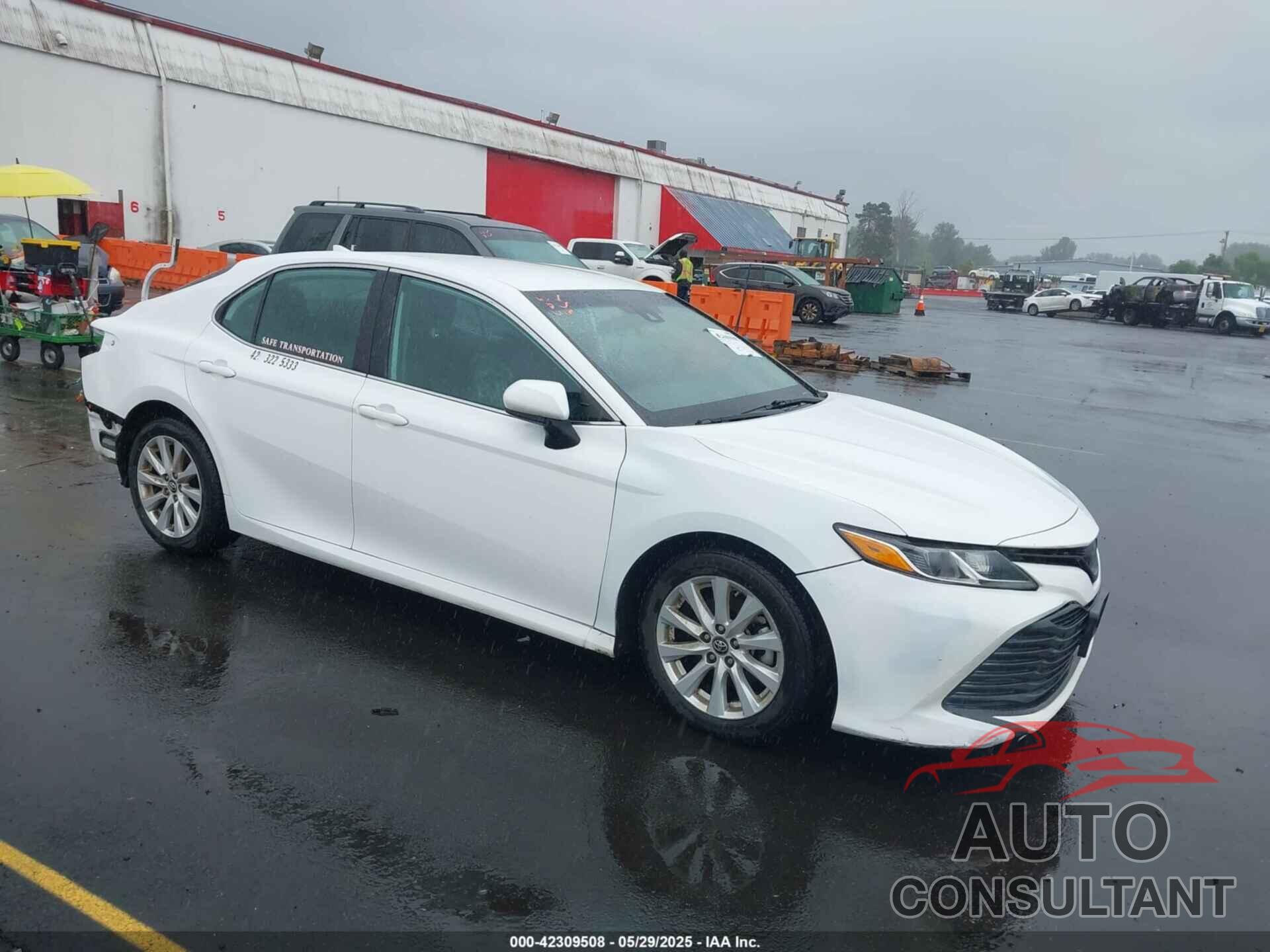 TOYOTA CAMRY 2019 - 4T1B11HK8KU242138