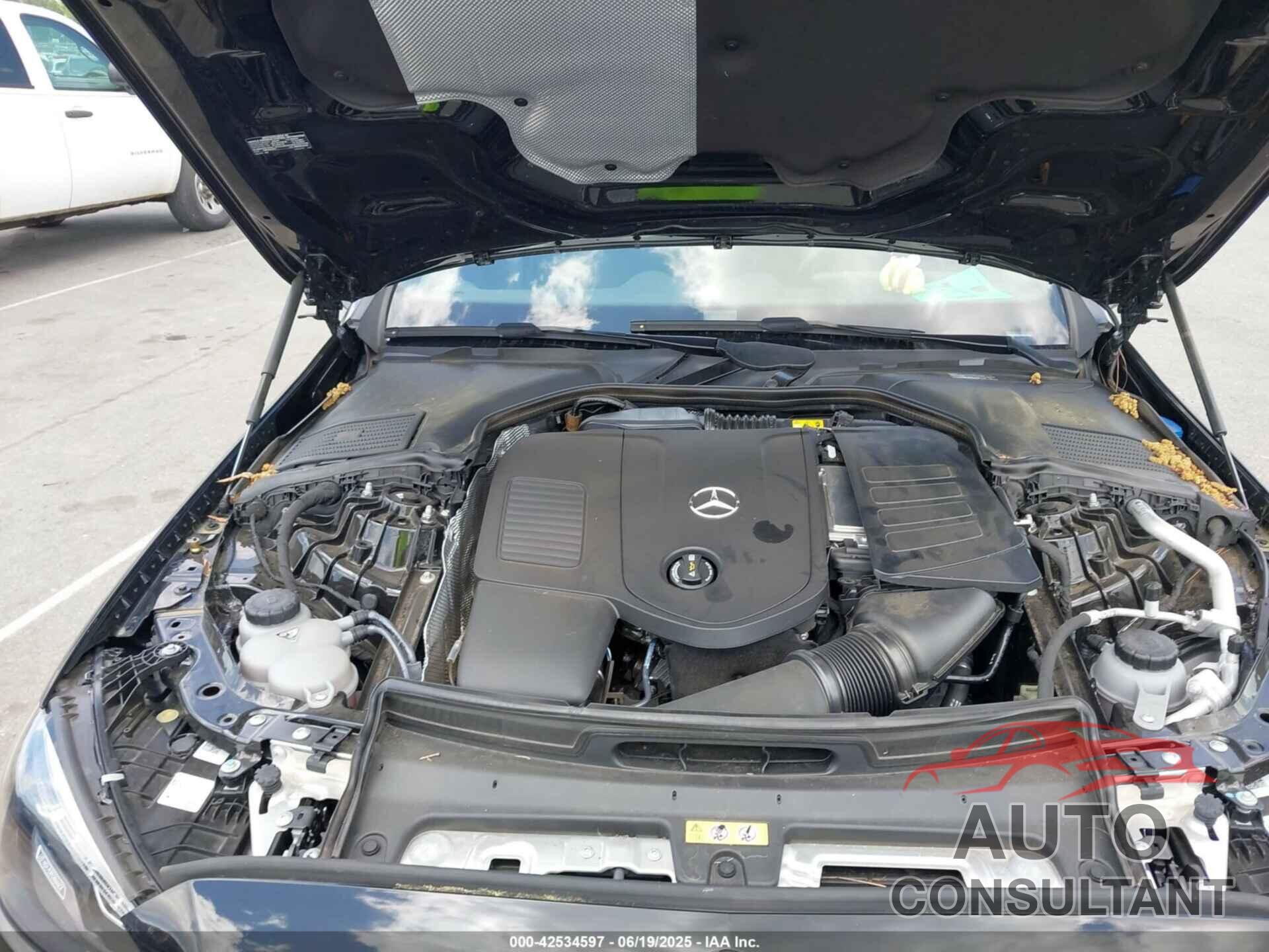 MERCEDES-BENZ C 300 2023 - W1KAF4GB7PR126398