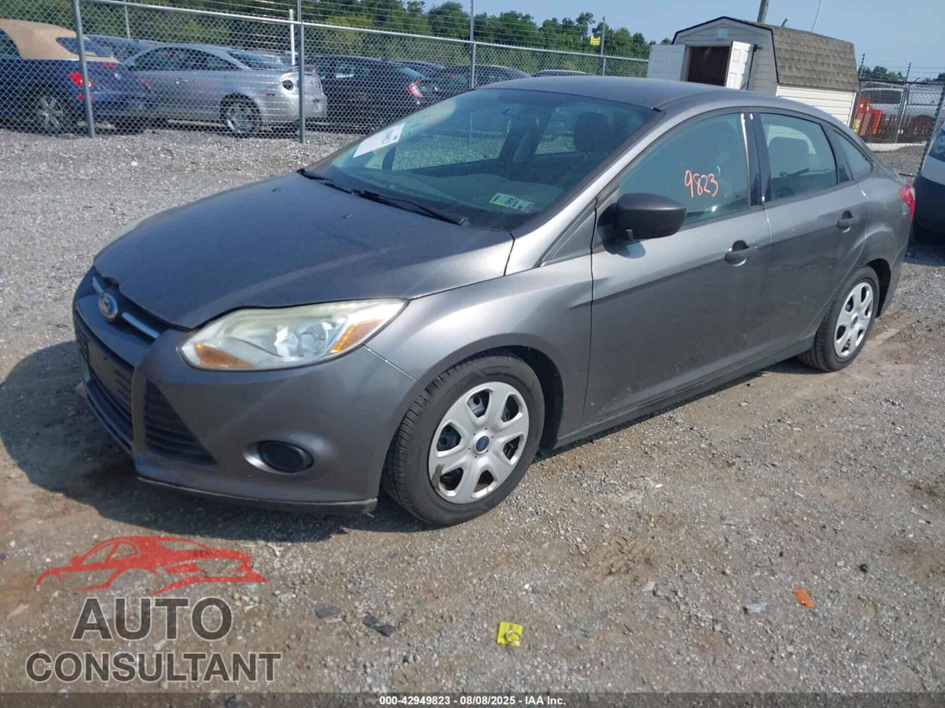 FORD FOCUS 2014 - 1FADP3E20EL232795
