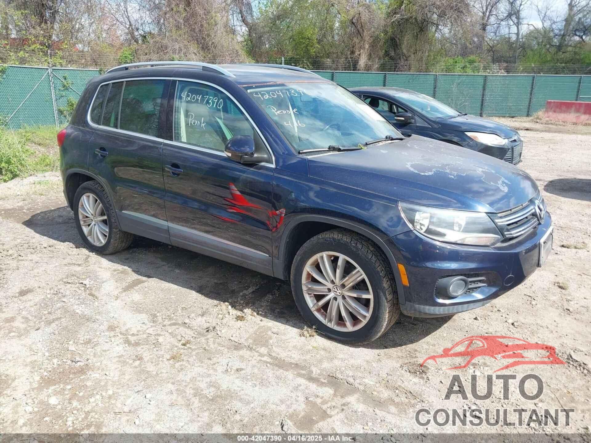 VOLKSWAGEN TIGUAN 2012 - WVGAV7AX6CW531288