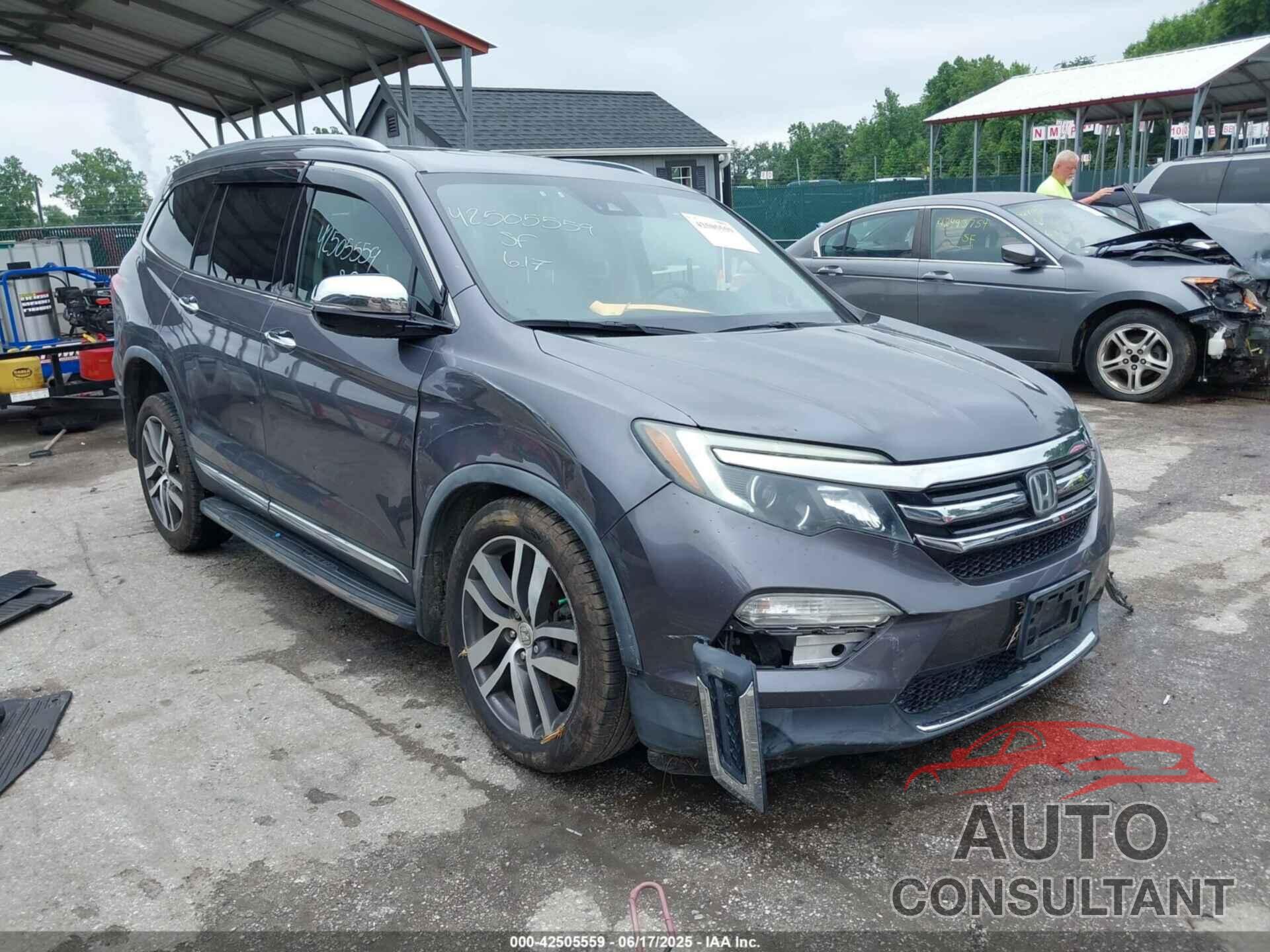 HONDA PILOT 2017 - 5FNYF6H08HB028361
