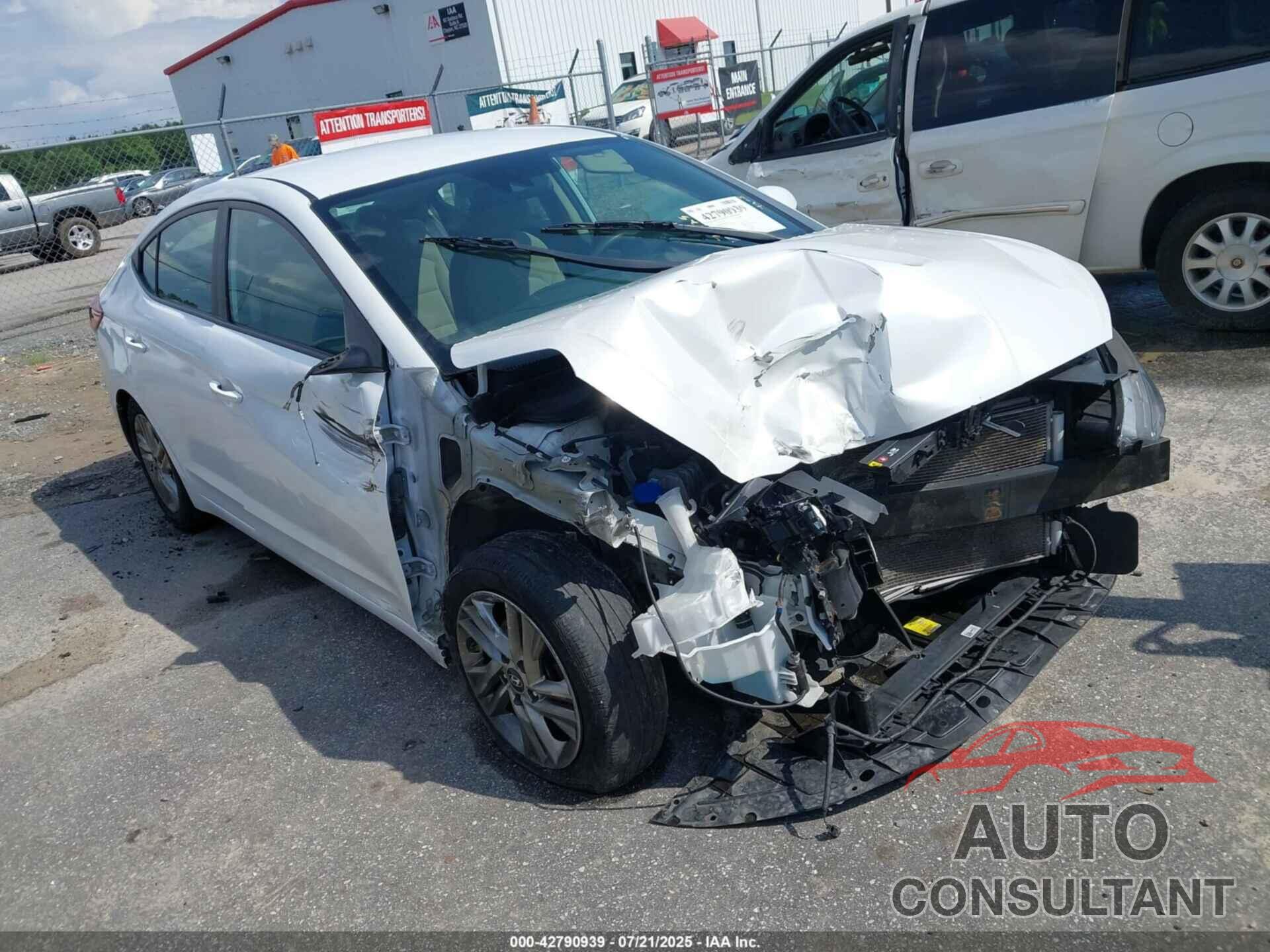 HYUNDAI ELANTRA 2019 - 5NPD84LF6KH420496