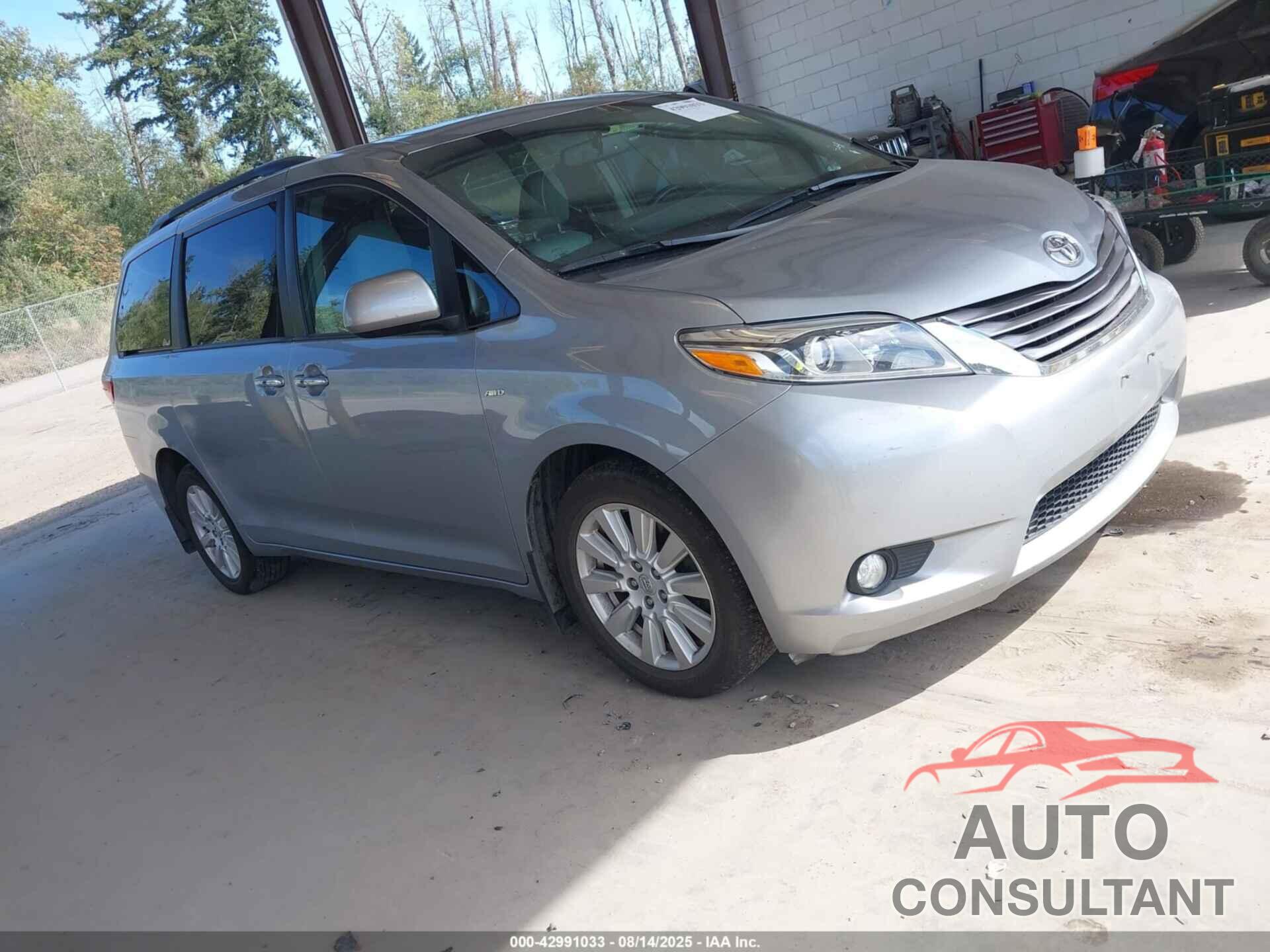 TOYOTA SIENNA 2017 - 5TDDZ3DC0HS164712
