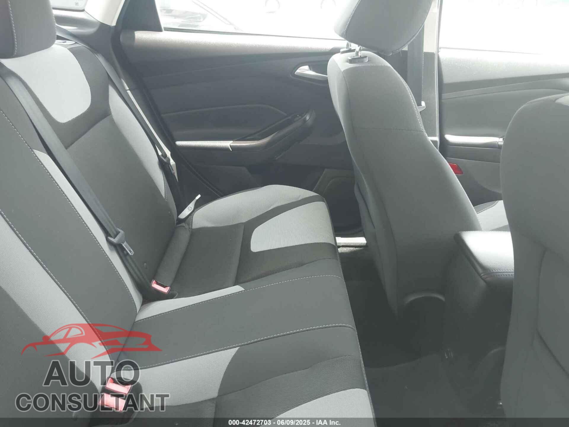 FORD FOCUS 2014 - 1FADP3F25EL406486