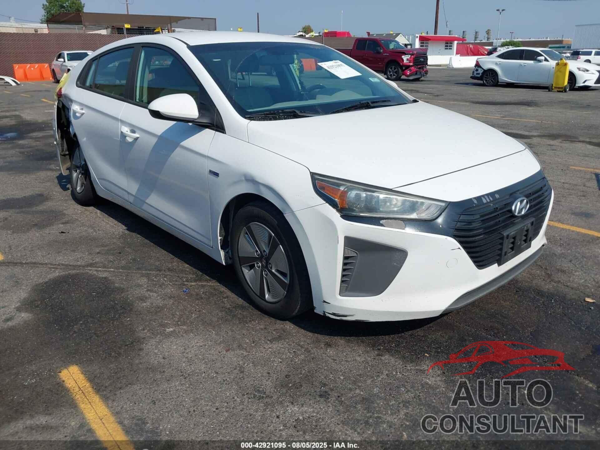 HYUNDAI IONIQ HYBRID 2018 - KMHC65LC4JU065941