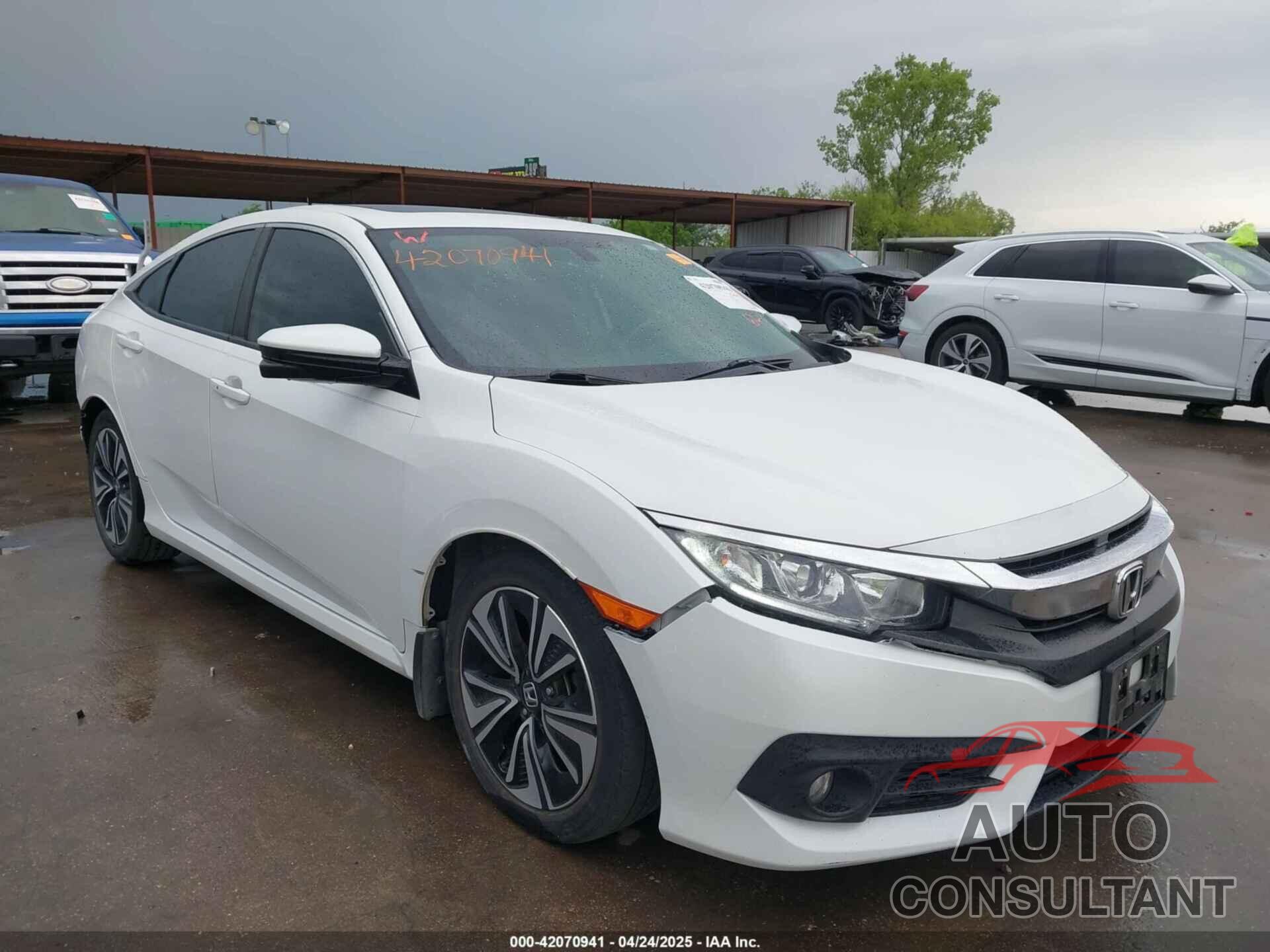 HONDA CIVIC 2018 - JHMFC1F75JX035622