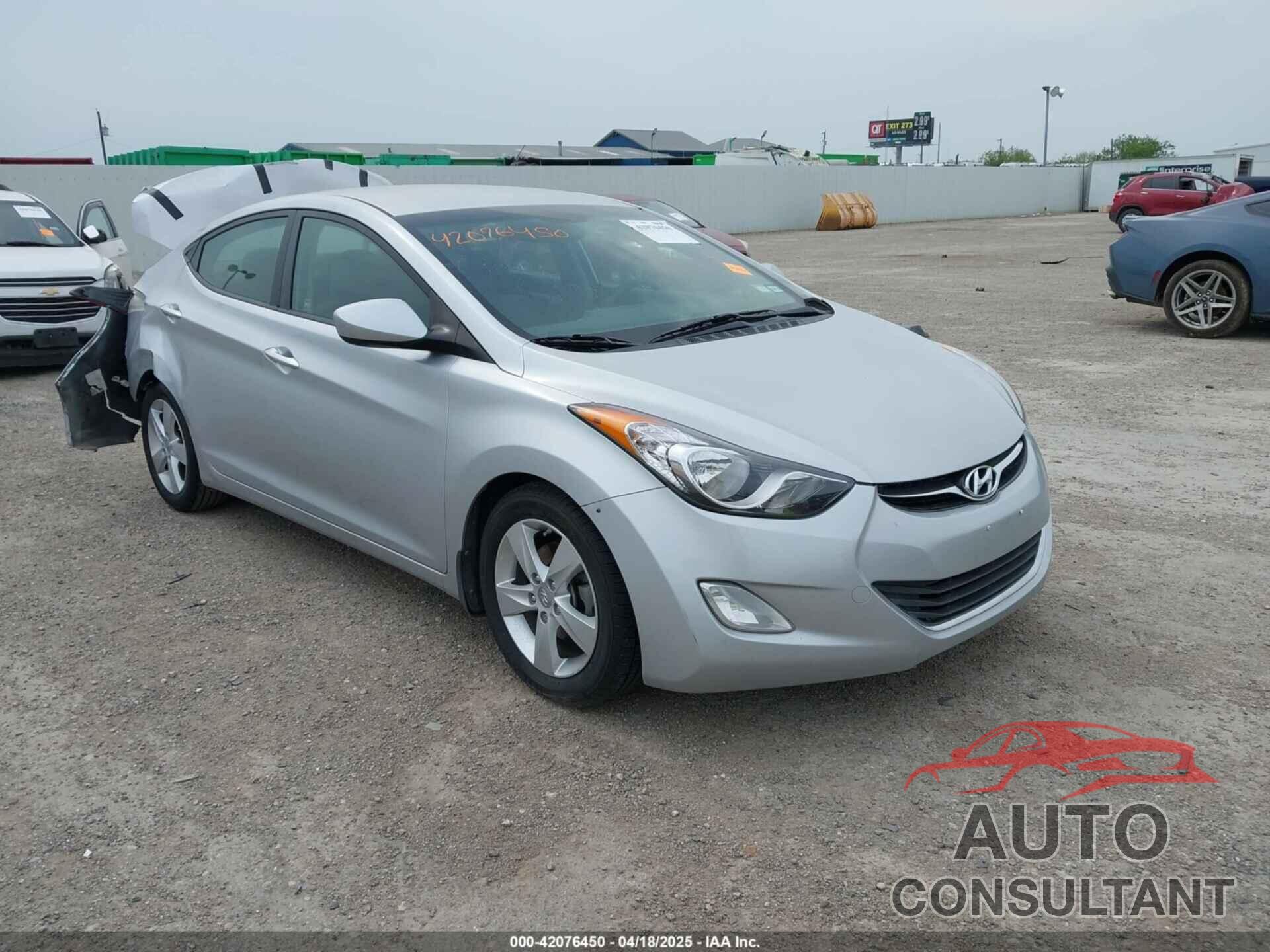 HYUNDAI ELANTRA 2013 - 5NPDH4AE1DH275395